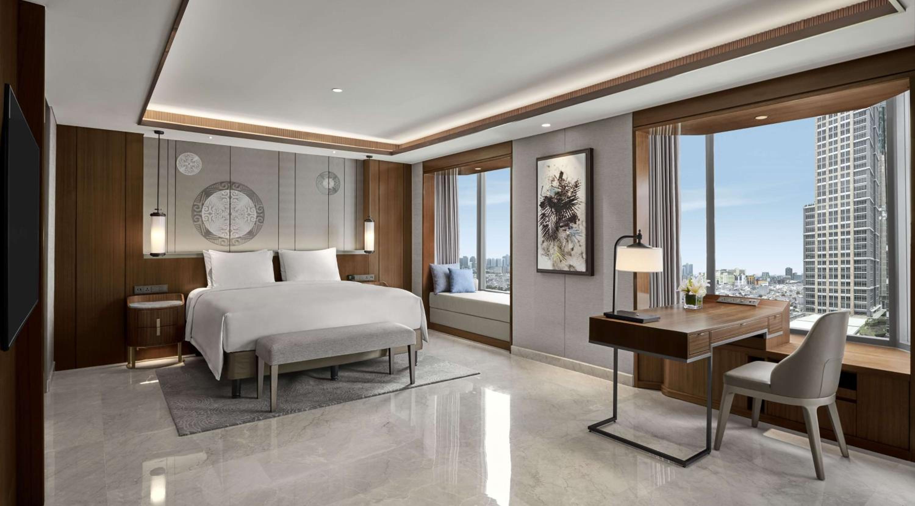 Premier Suite - Photo 5