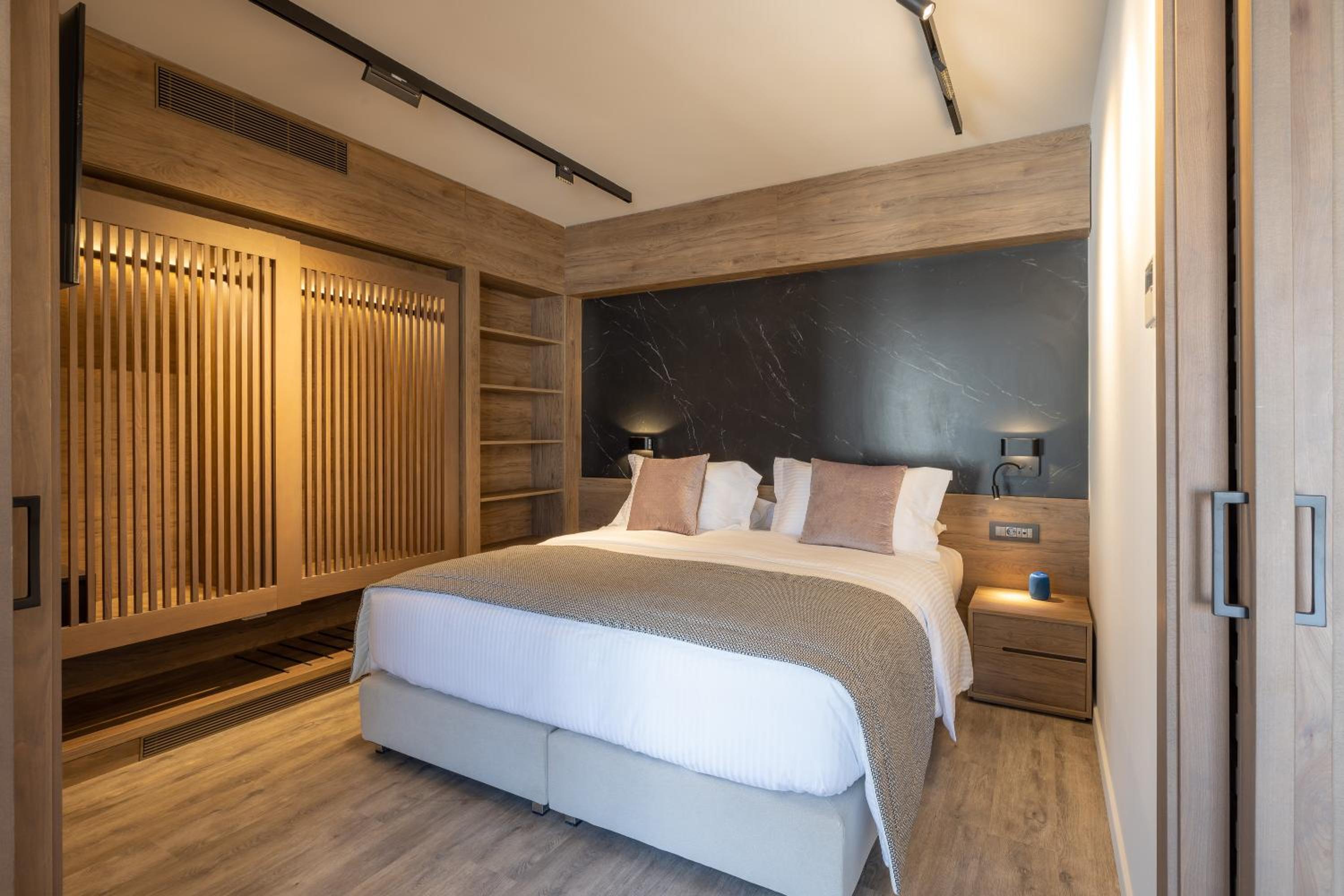 Prestige Suite City View photo 3