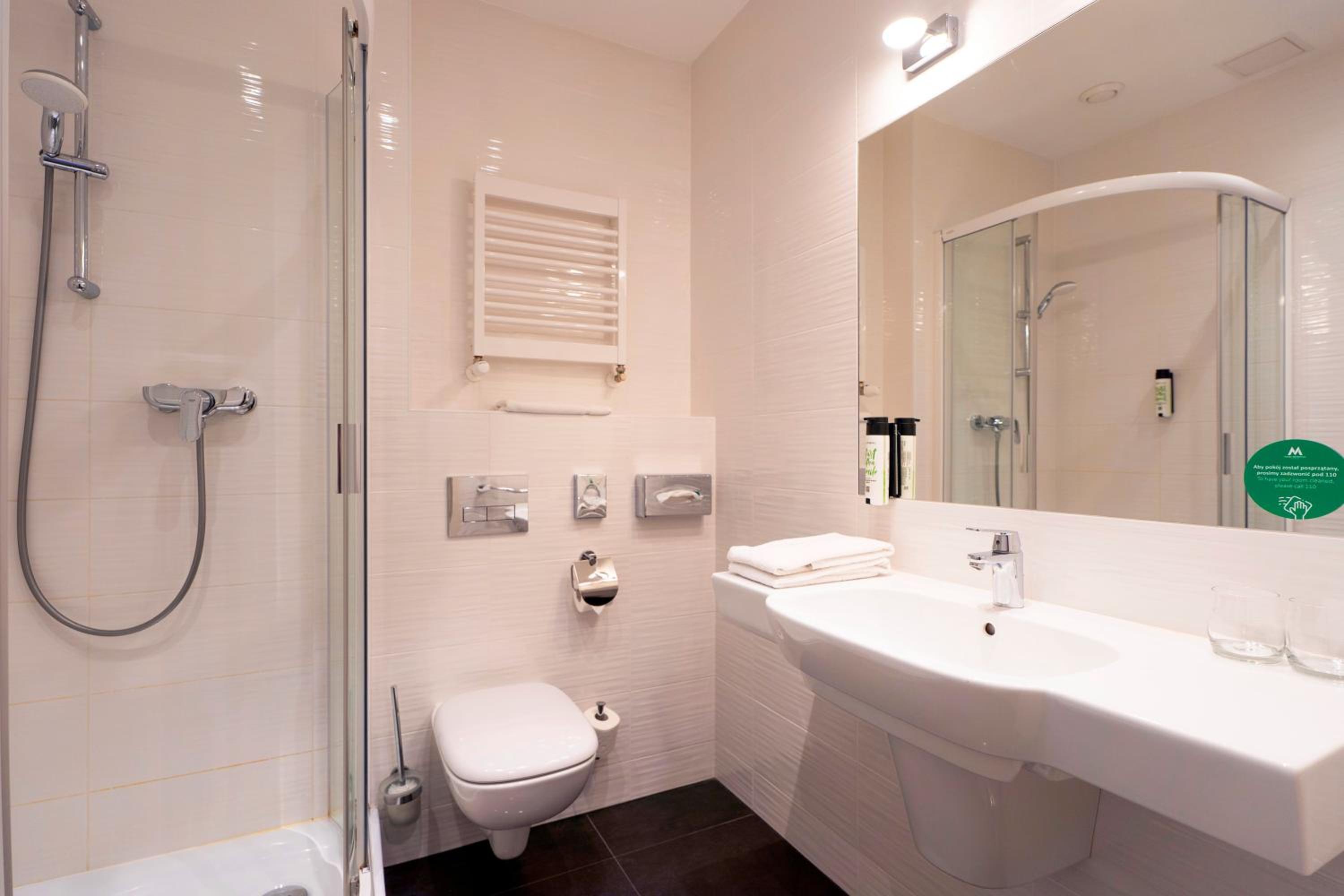 Standard Double Room - Photo 7