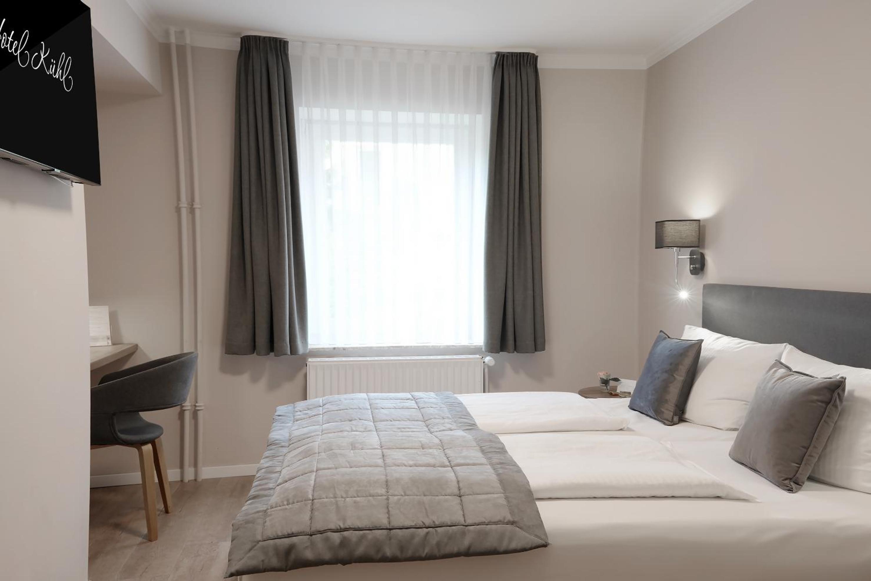 Double Room - Photo 12