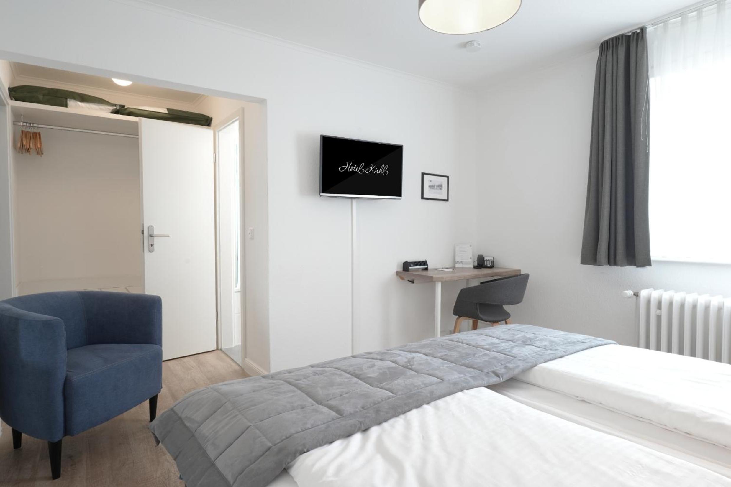 Double Room - Photo 2