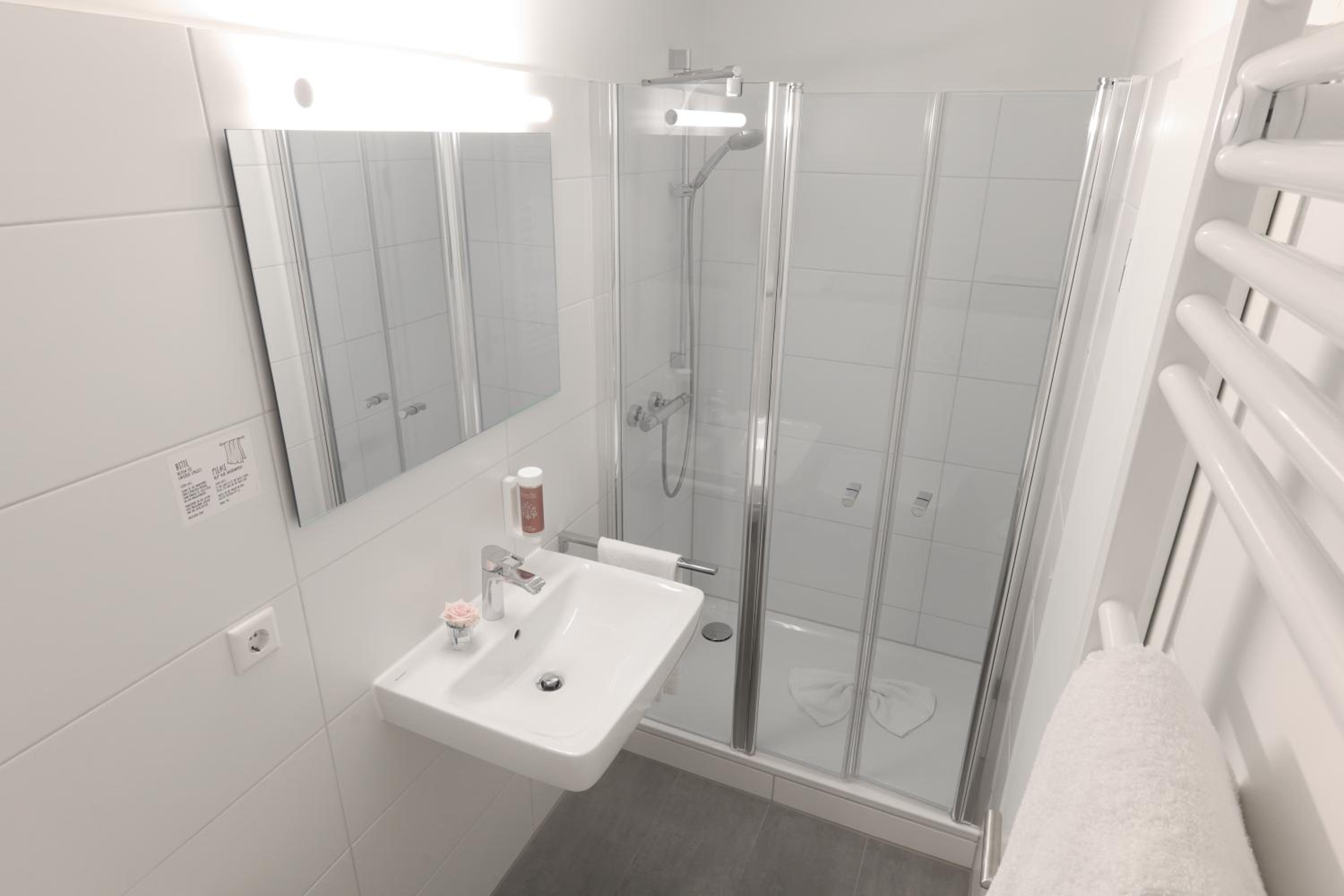 Double Room - Photo 5
