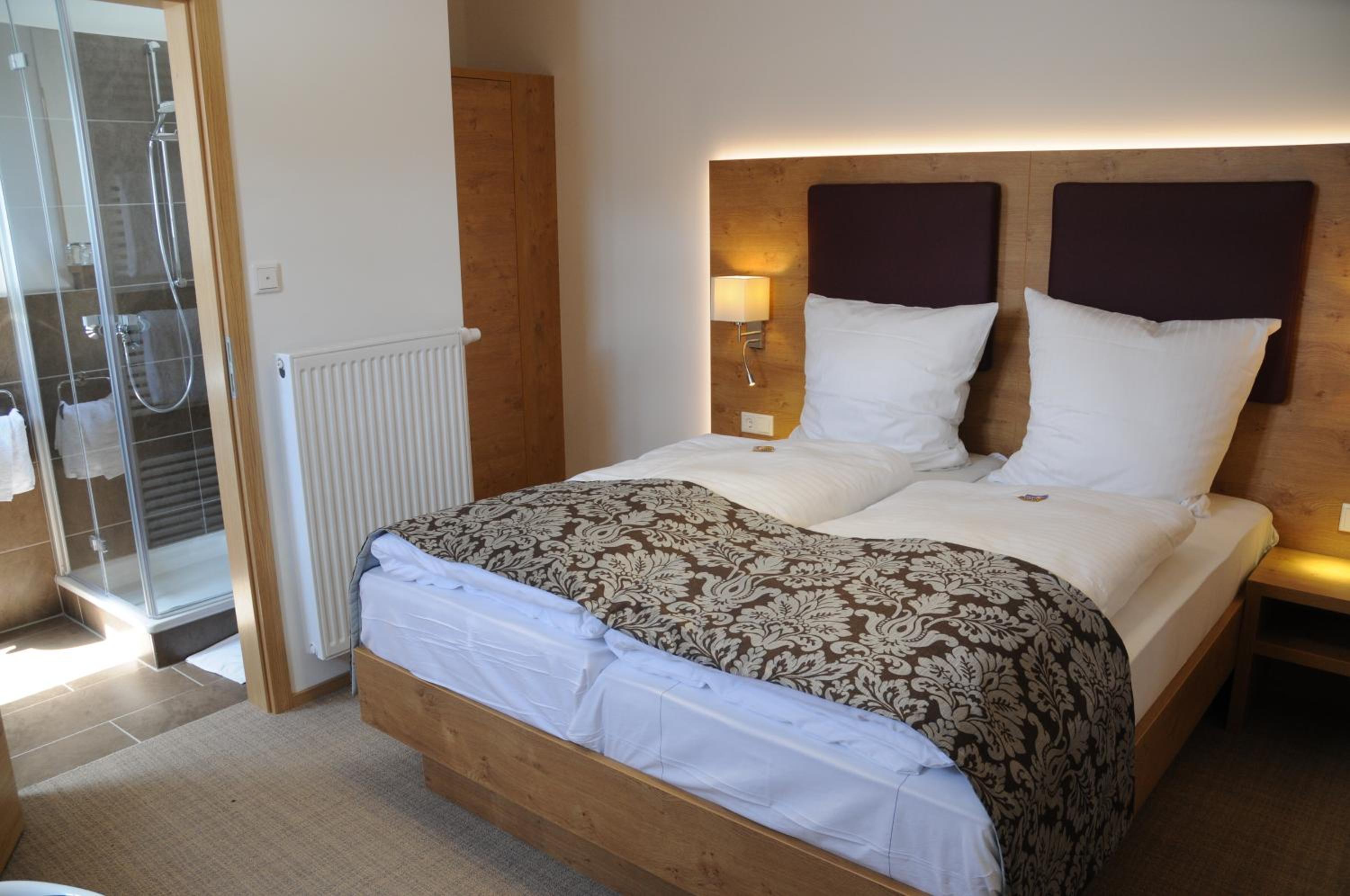 Double Room - Photo 1