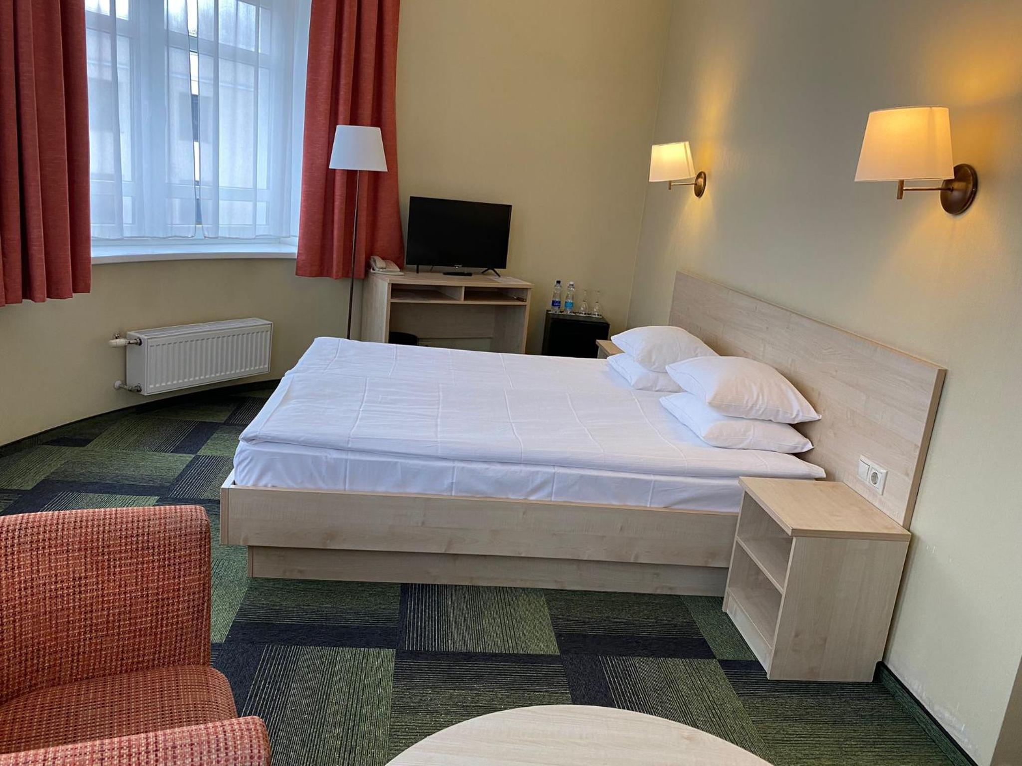 Deluxe Double Room with Bath
