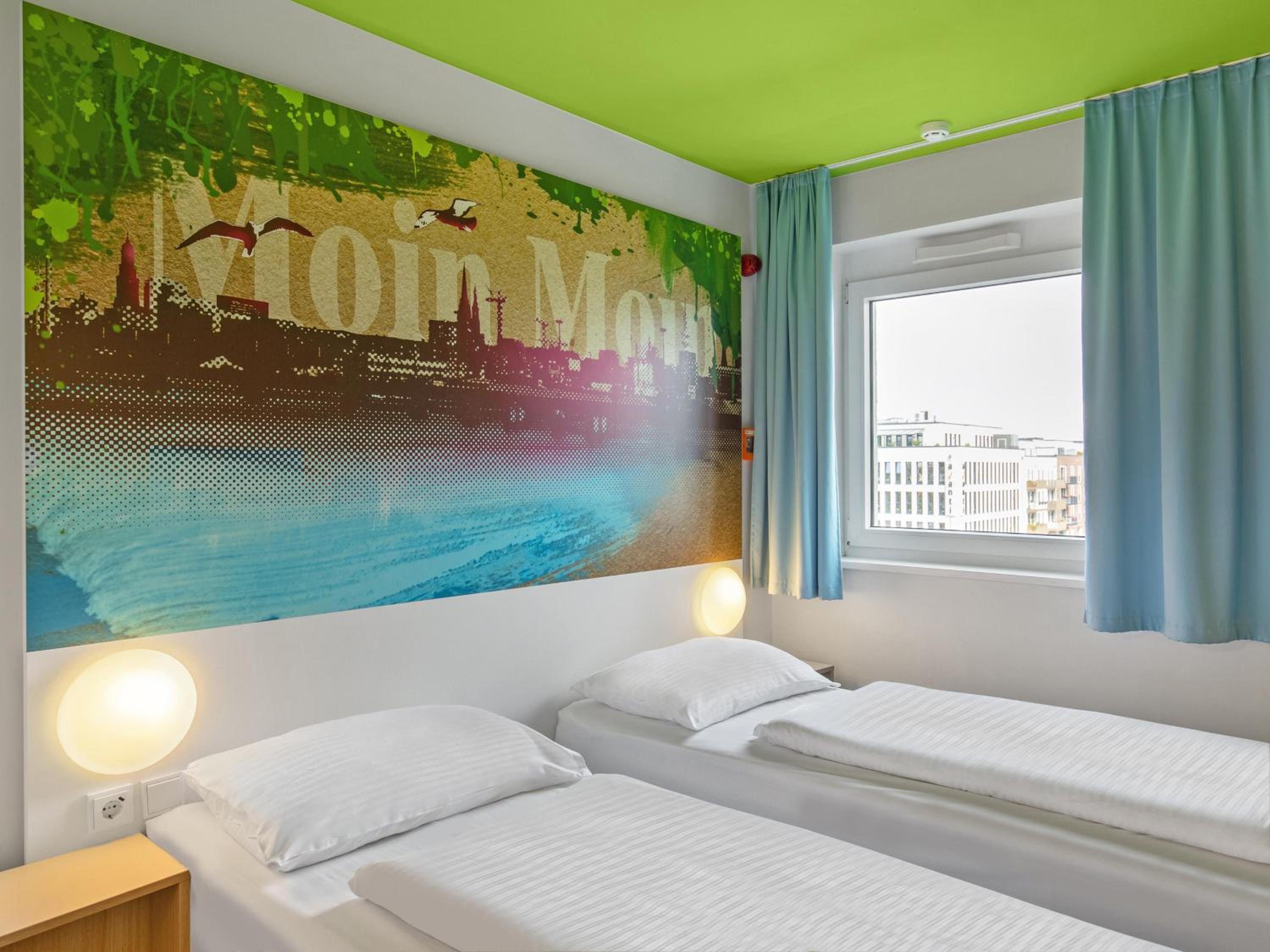 Twin Room - Photo 2