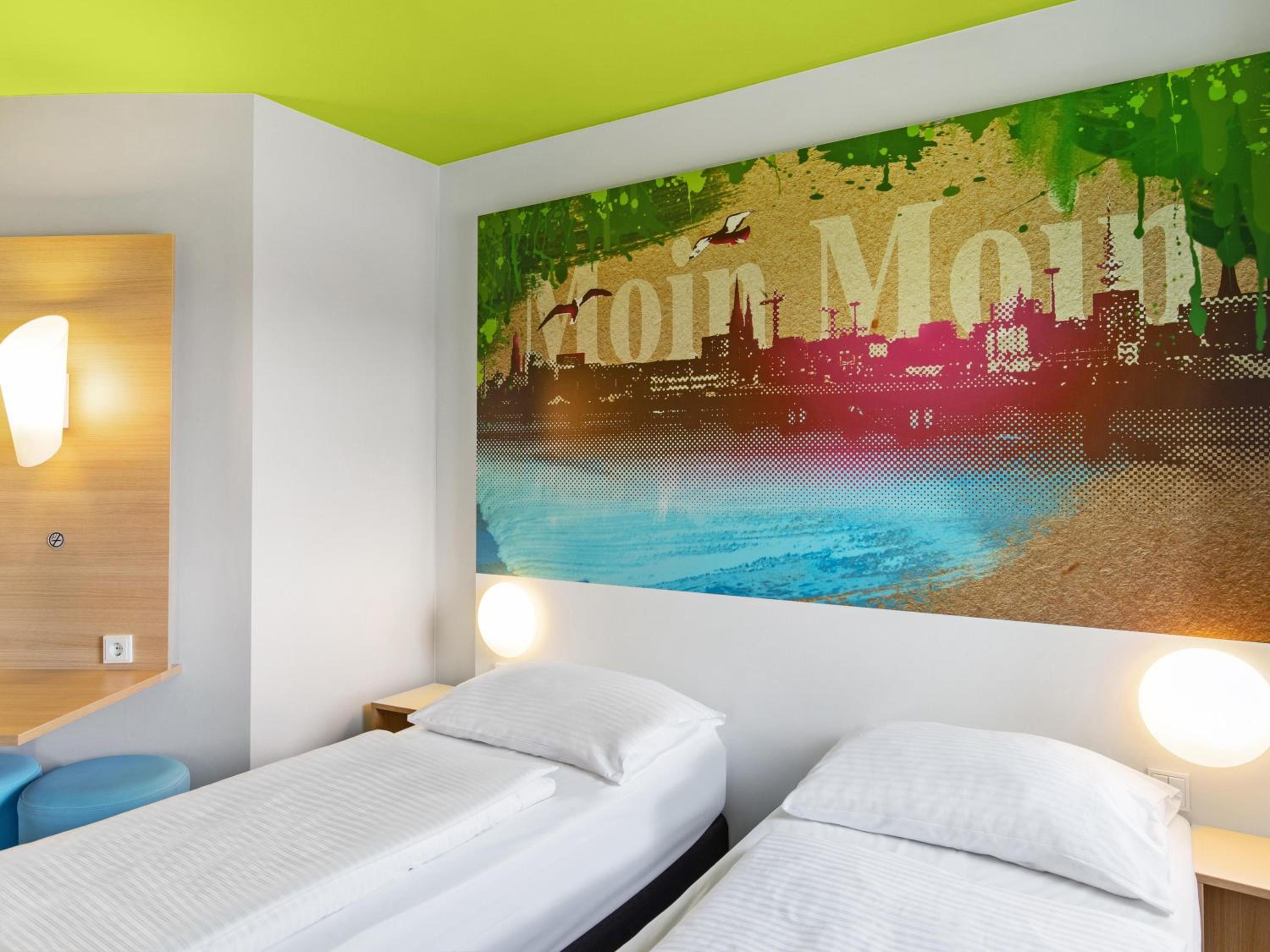Twin Room - Photo 1