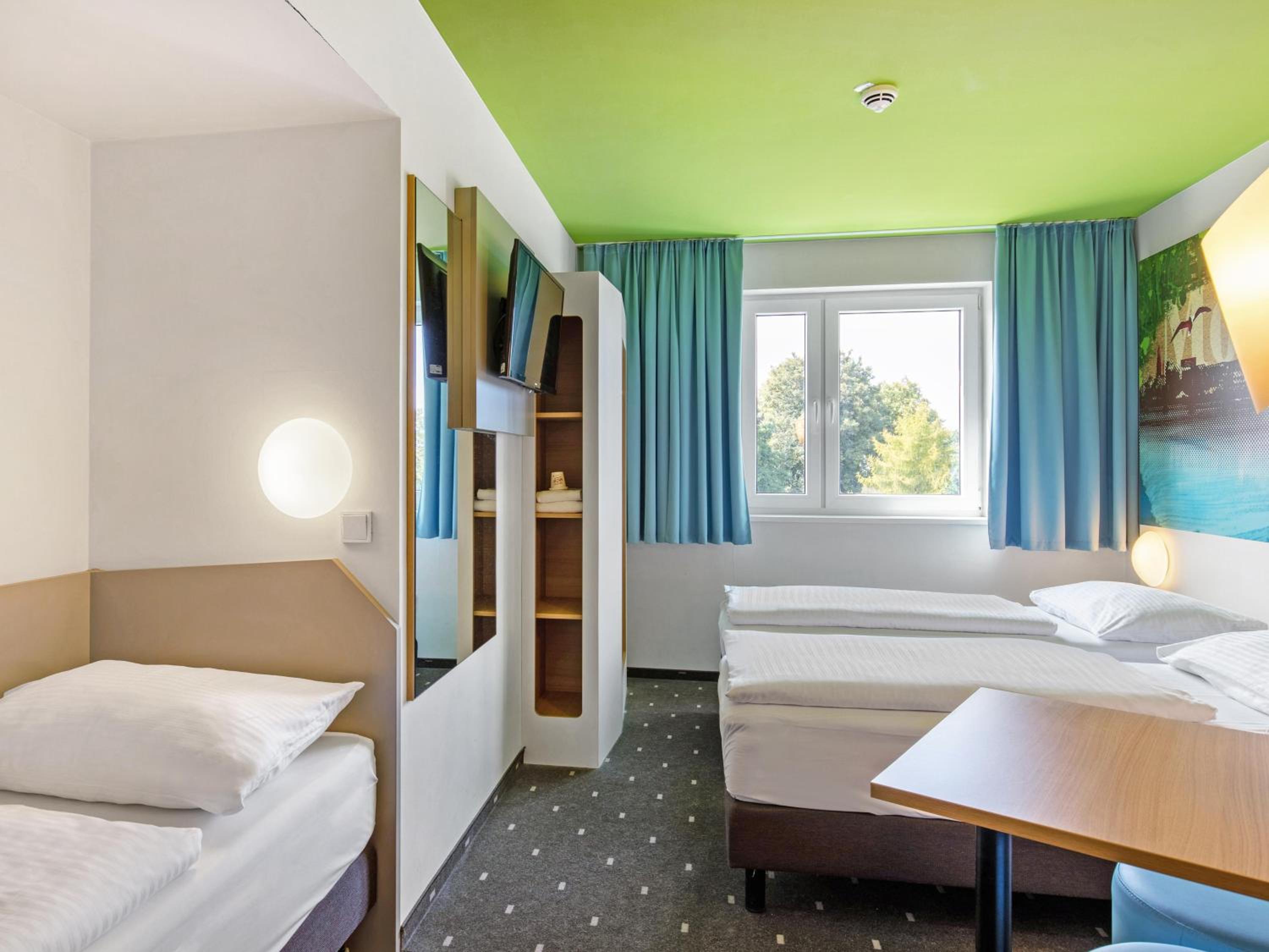 Triple Room - Photo 1