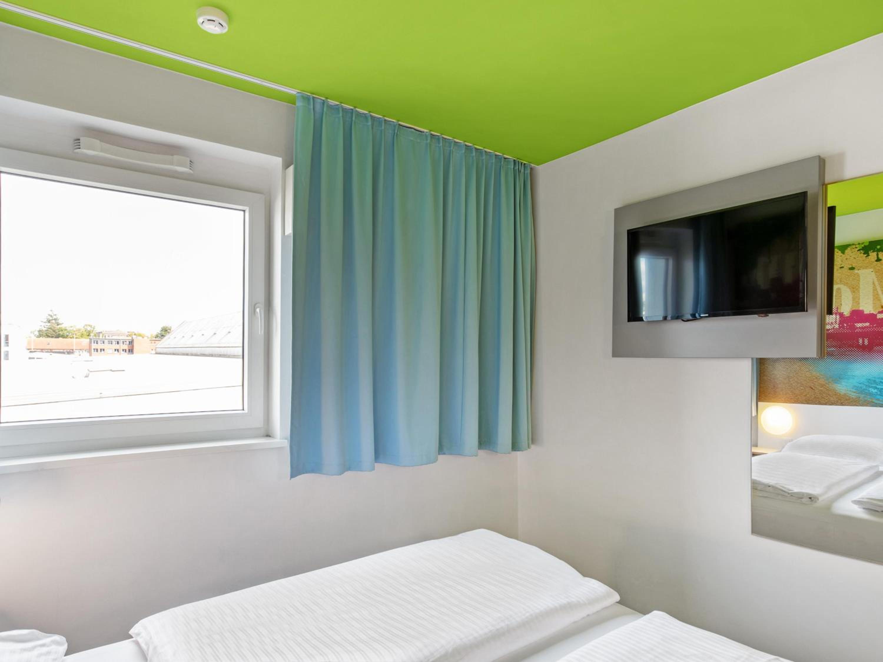 Double Room - Photo 5