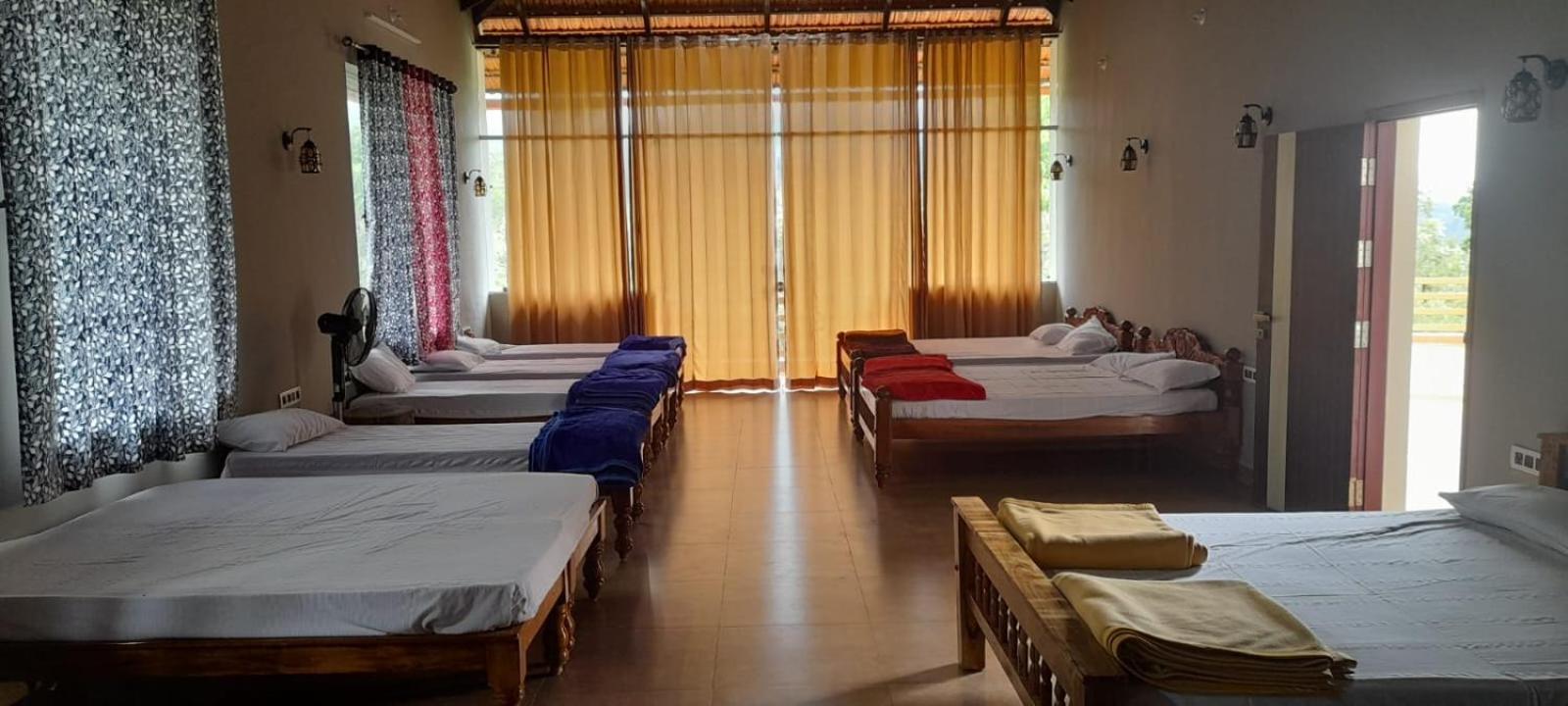 Mixed Dormitory Room photo 1