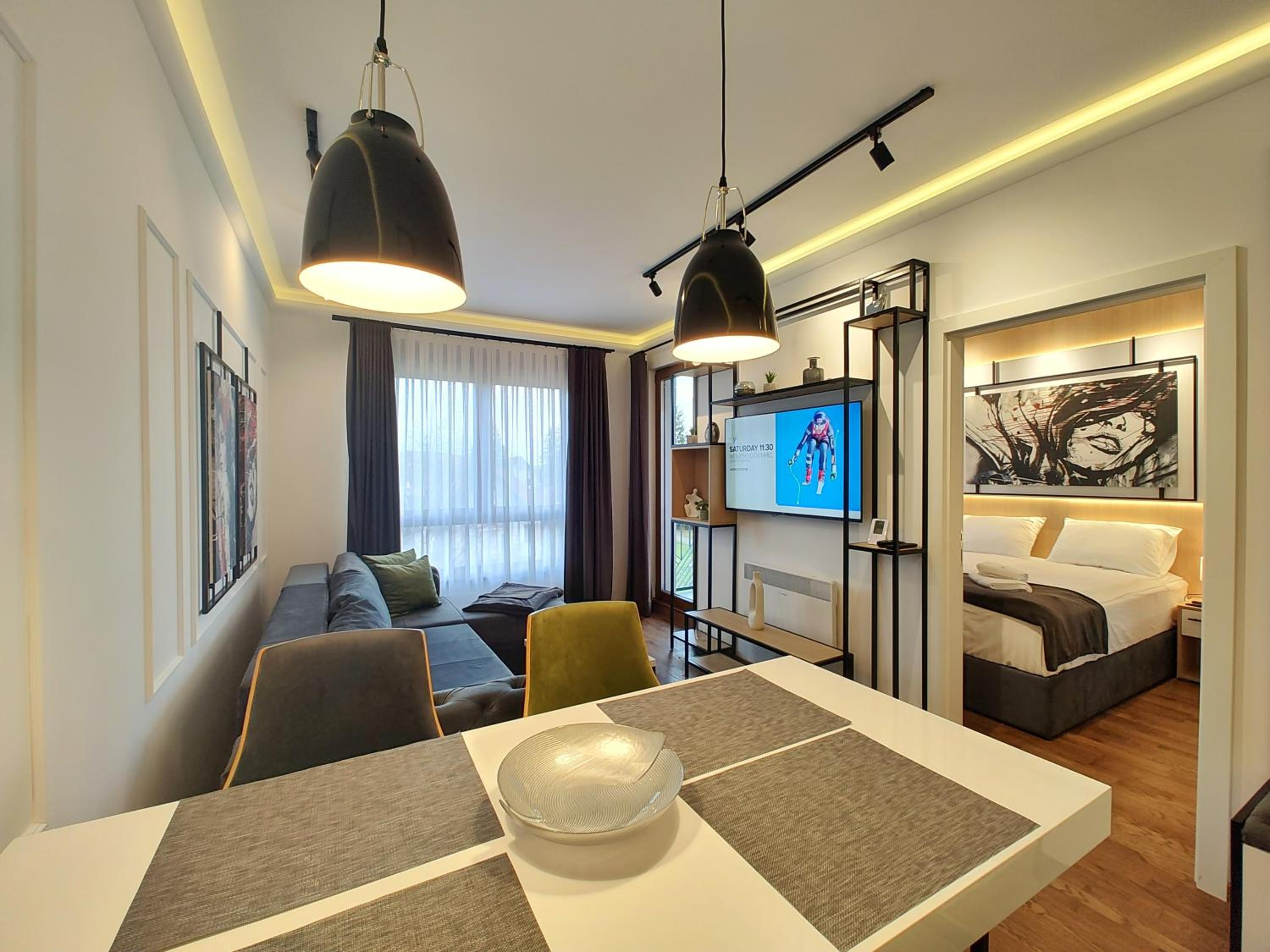 One-Bedroom Apartment