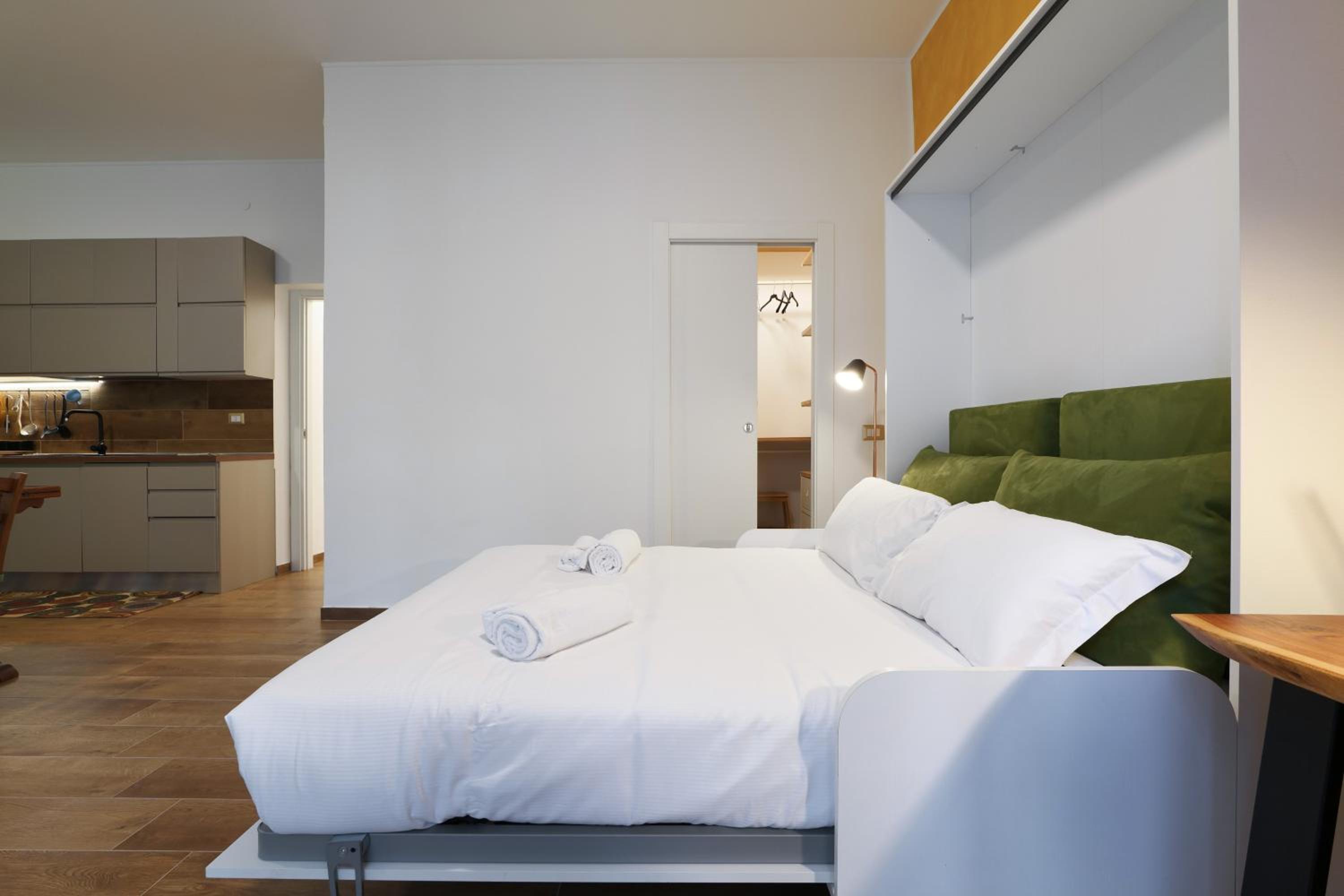Studio Apartment