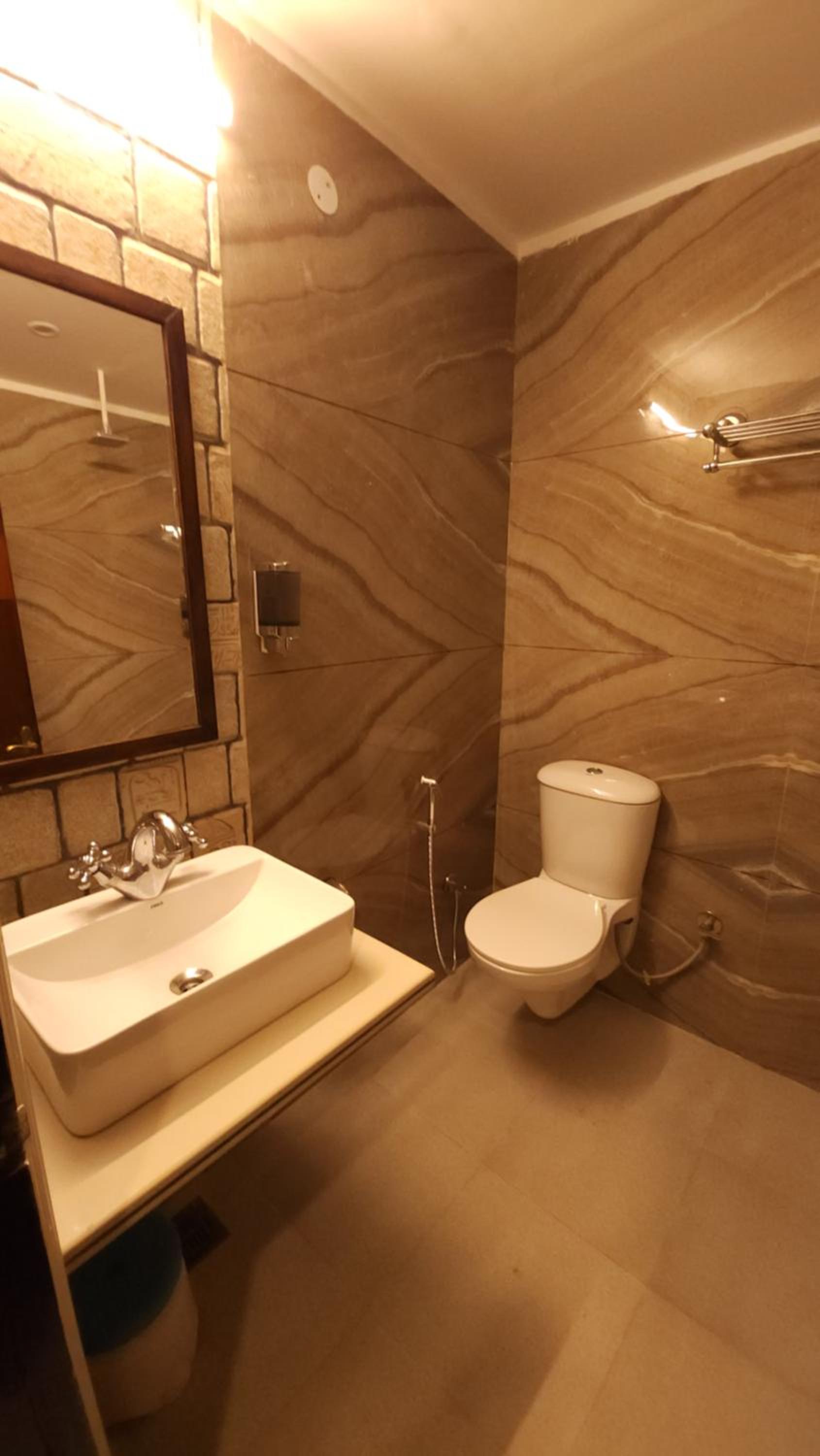 Superior King Room photo 2