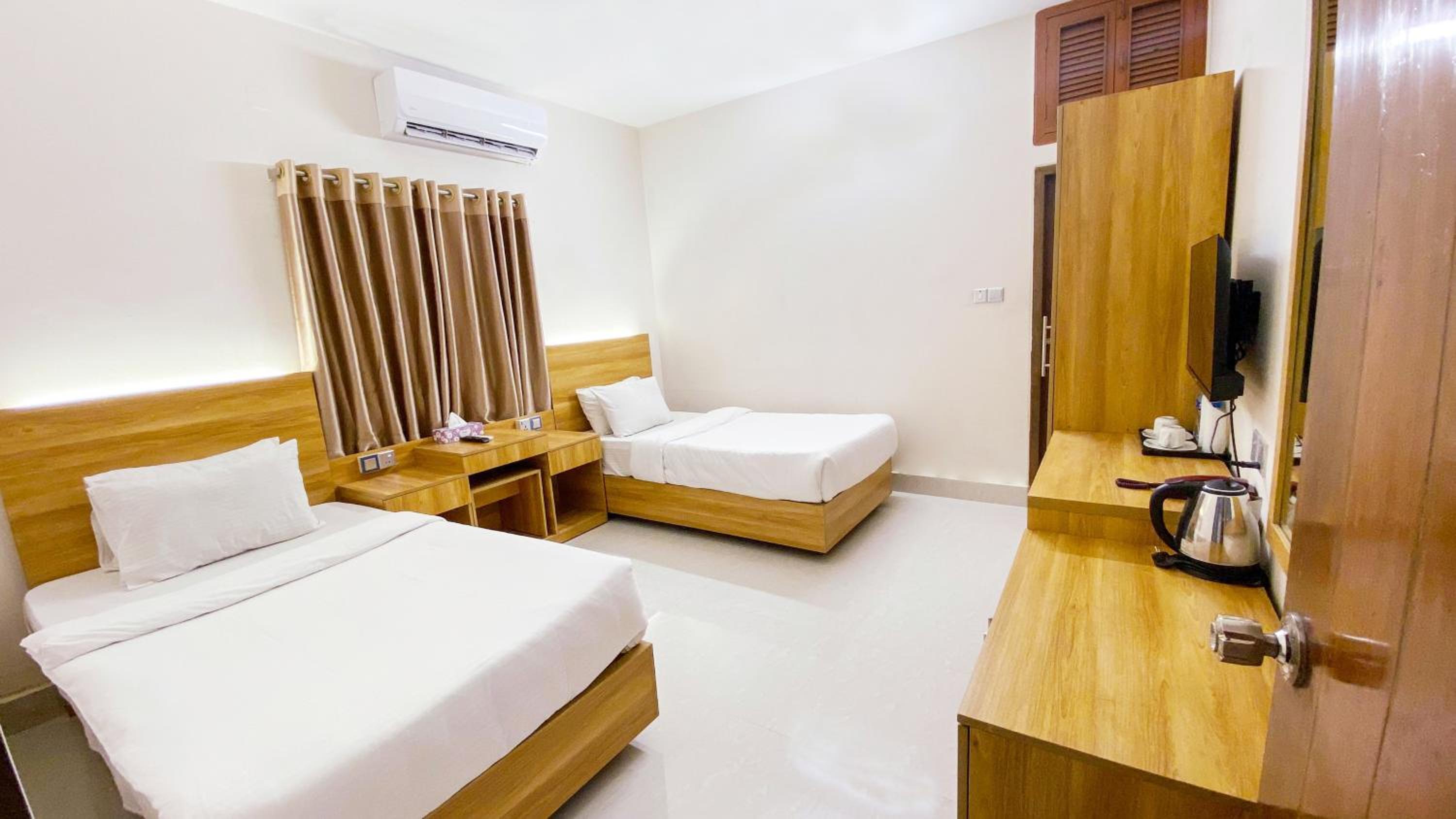 Deluxe Twin Room photo 2