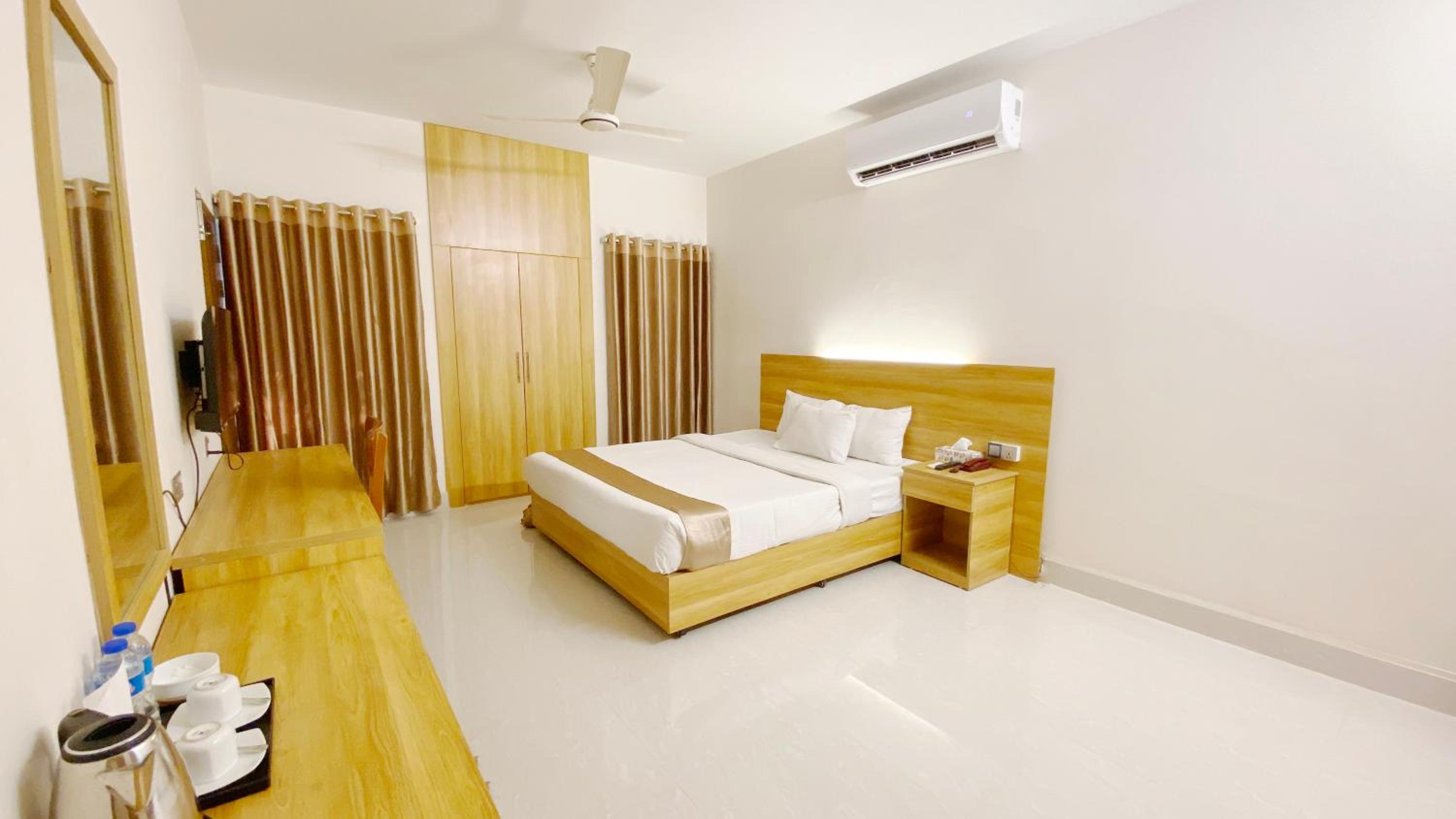 Superior King Room photo 1