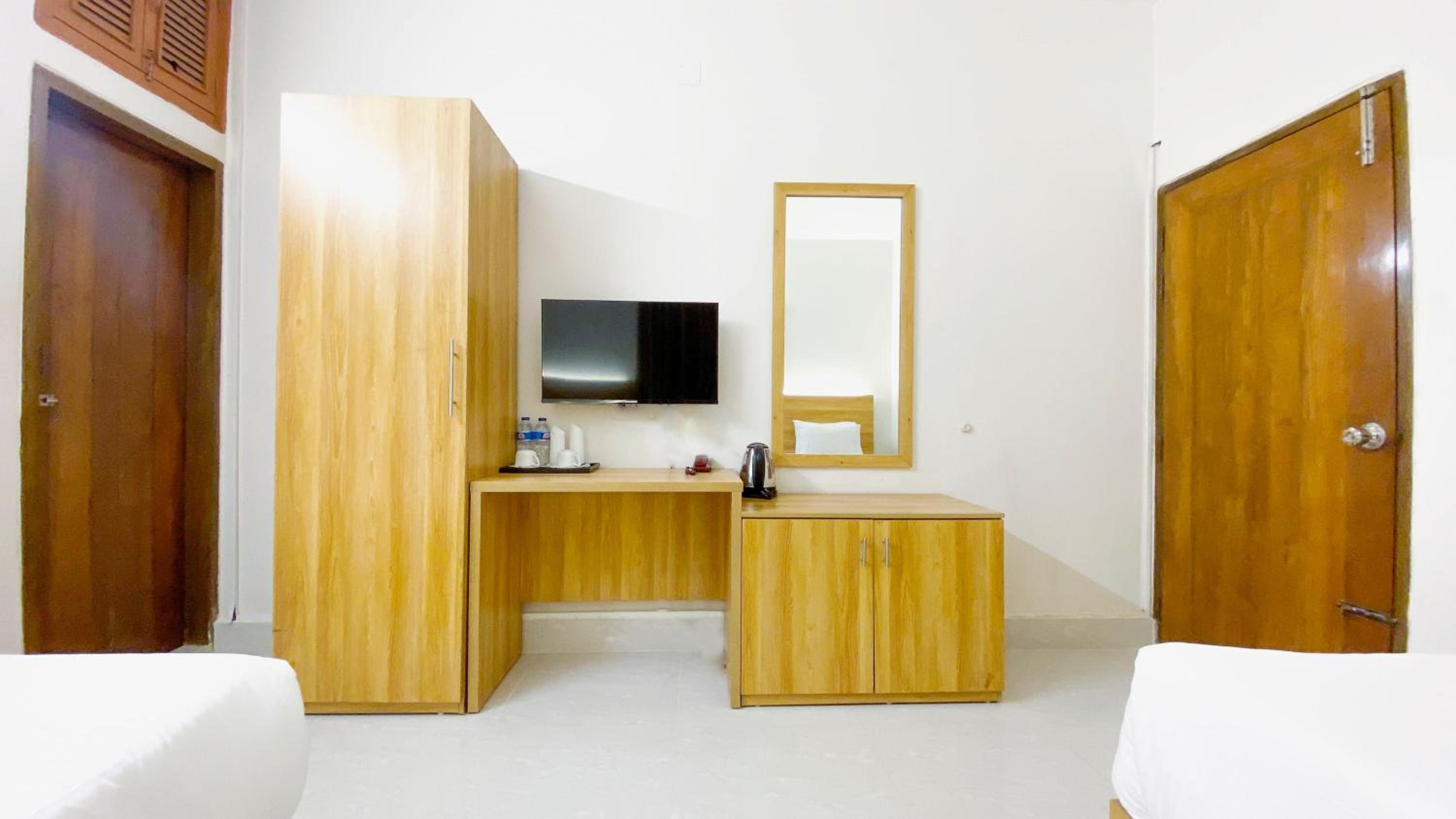 Superior Deluxe Double or Twin Room photo 3
