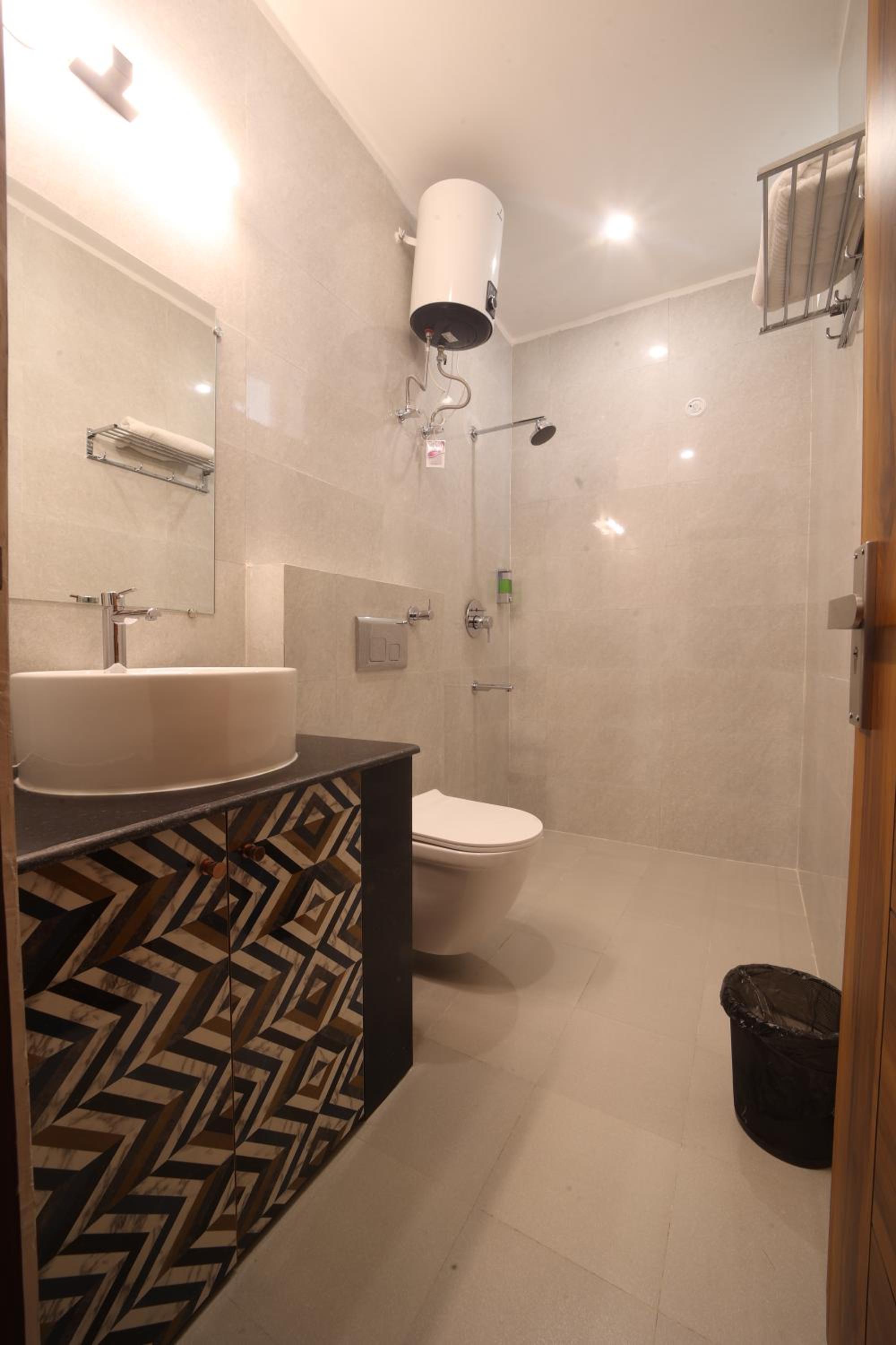 Deluxe Room - Photo 7
