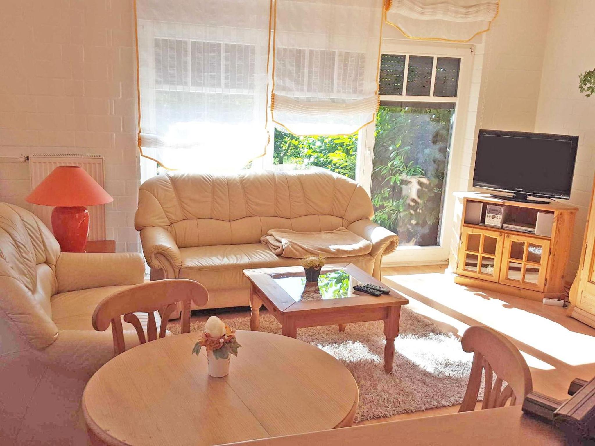 One-Bedroom Apartment with Terrace photo 1