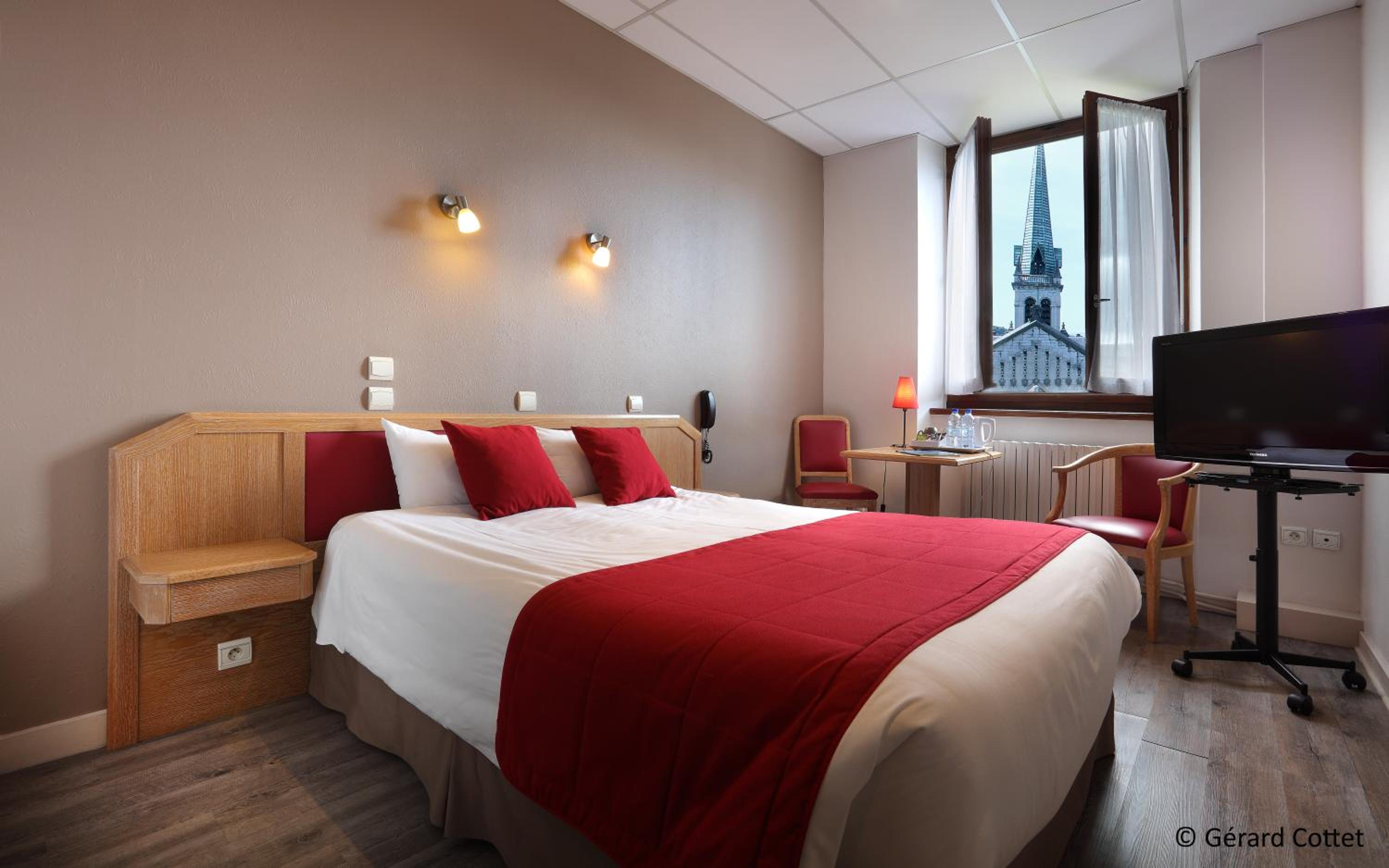 Standard Double Room without Air-Conditioning photo 3