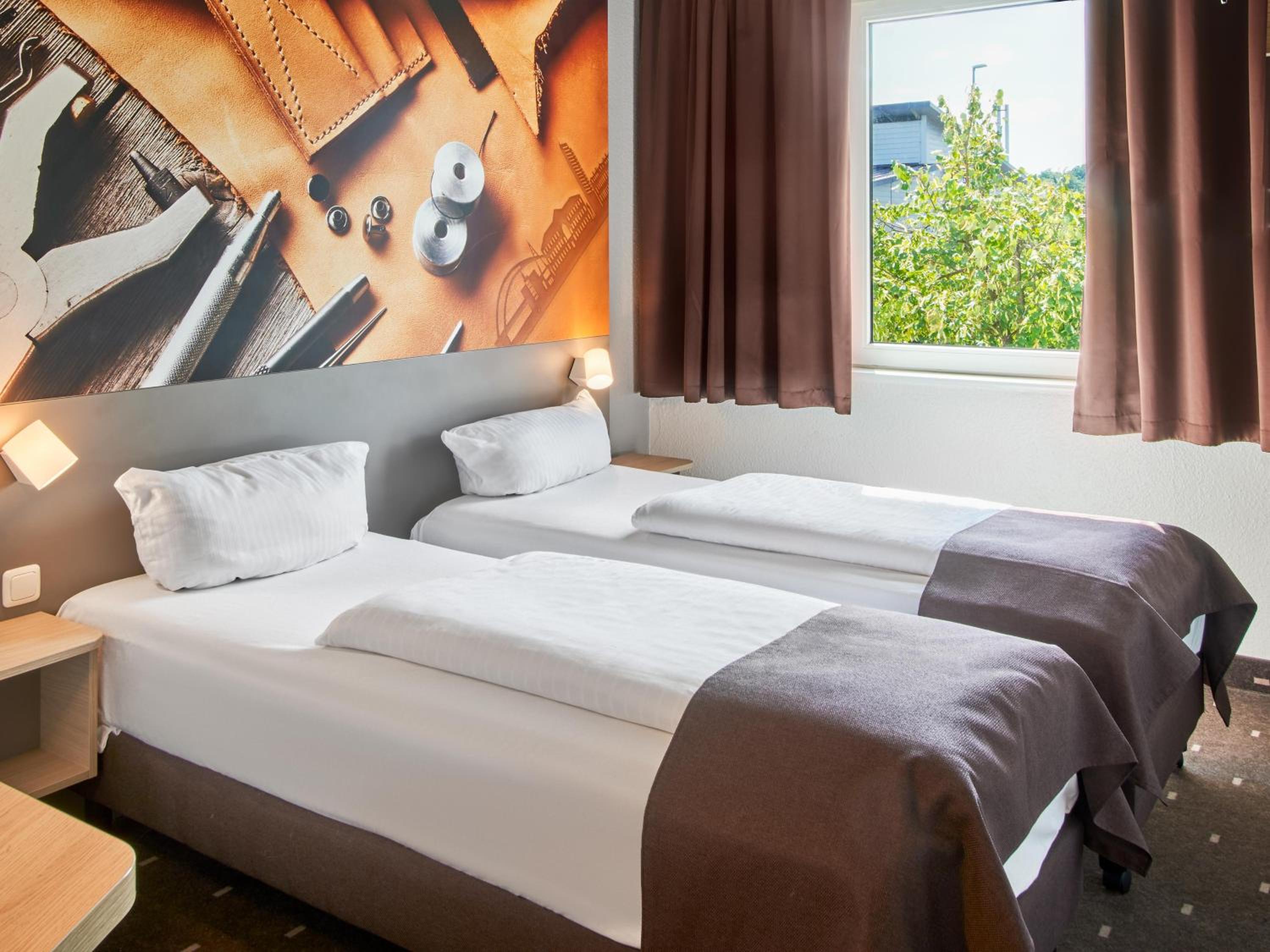 Twin Room - Photo 1