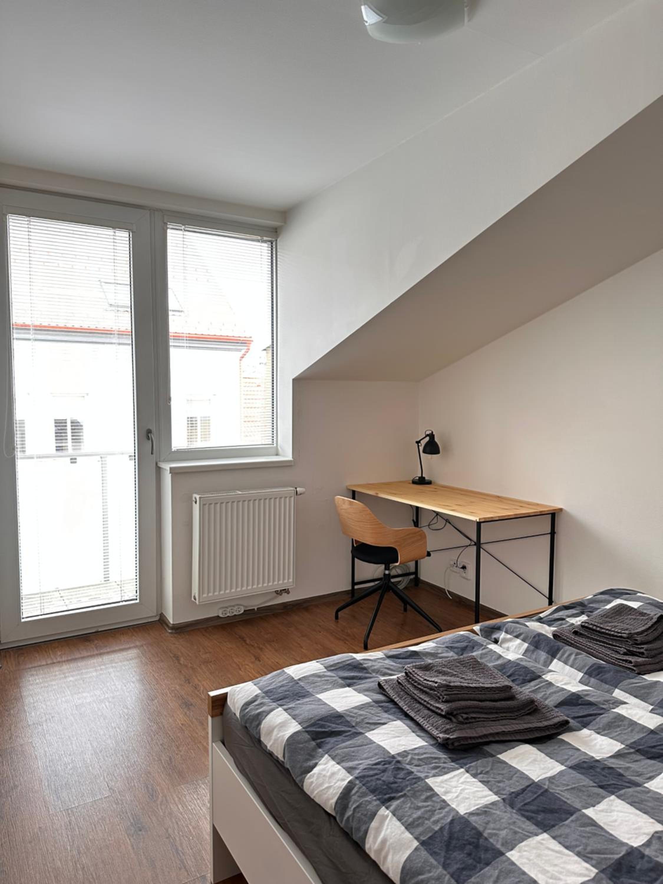 One-Bedroom Apartment photo 2
