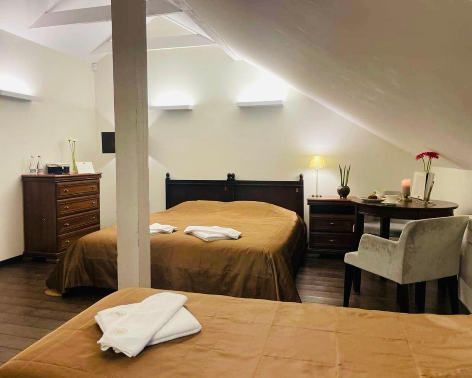 Standard Triple Room - Photo 1