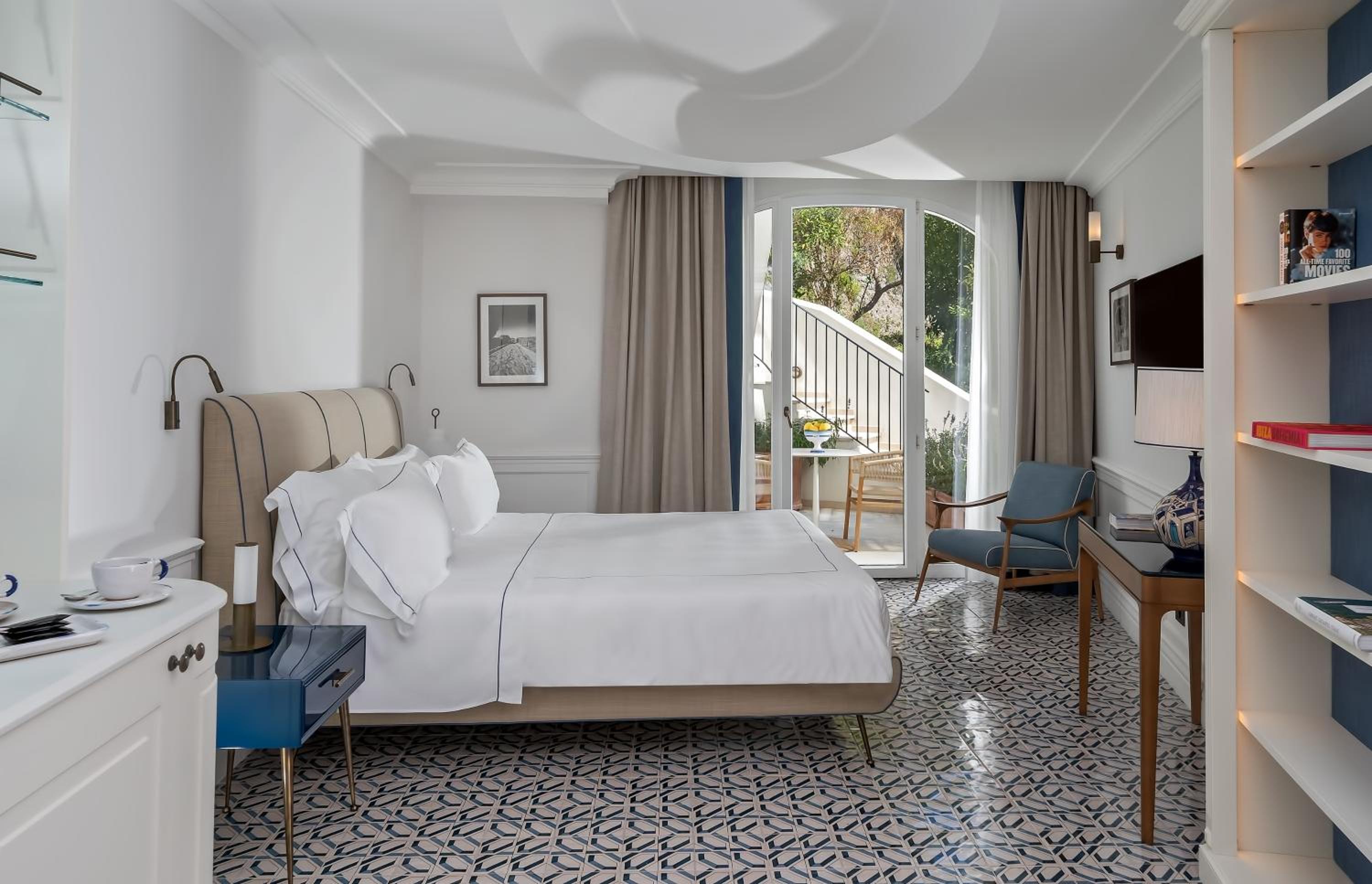 Double or Twin Room - Photo 2