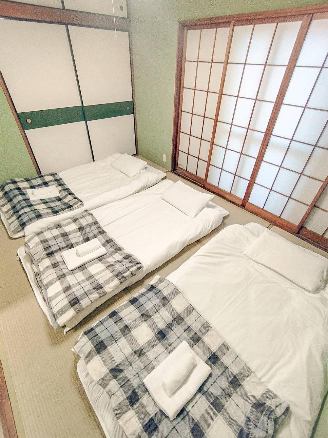Two-Bedroom House photo 3