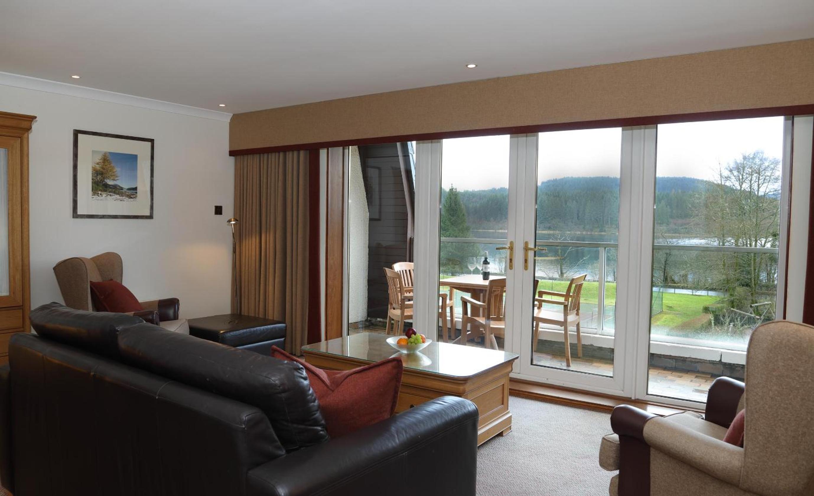 Traditional Plus Two Bedroom Apartment photo 1