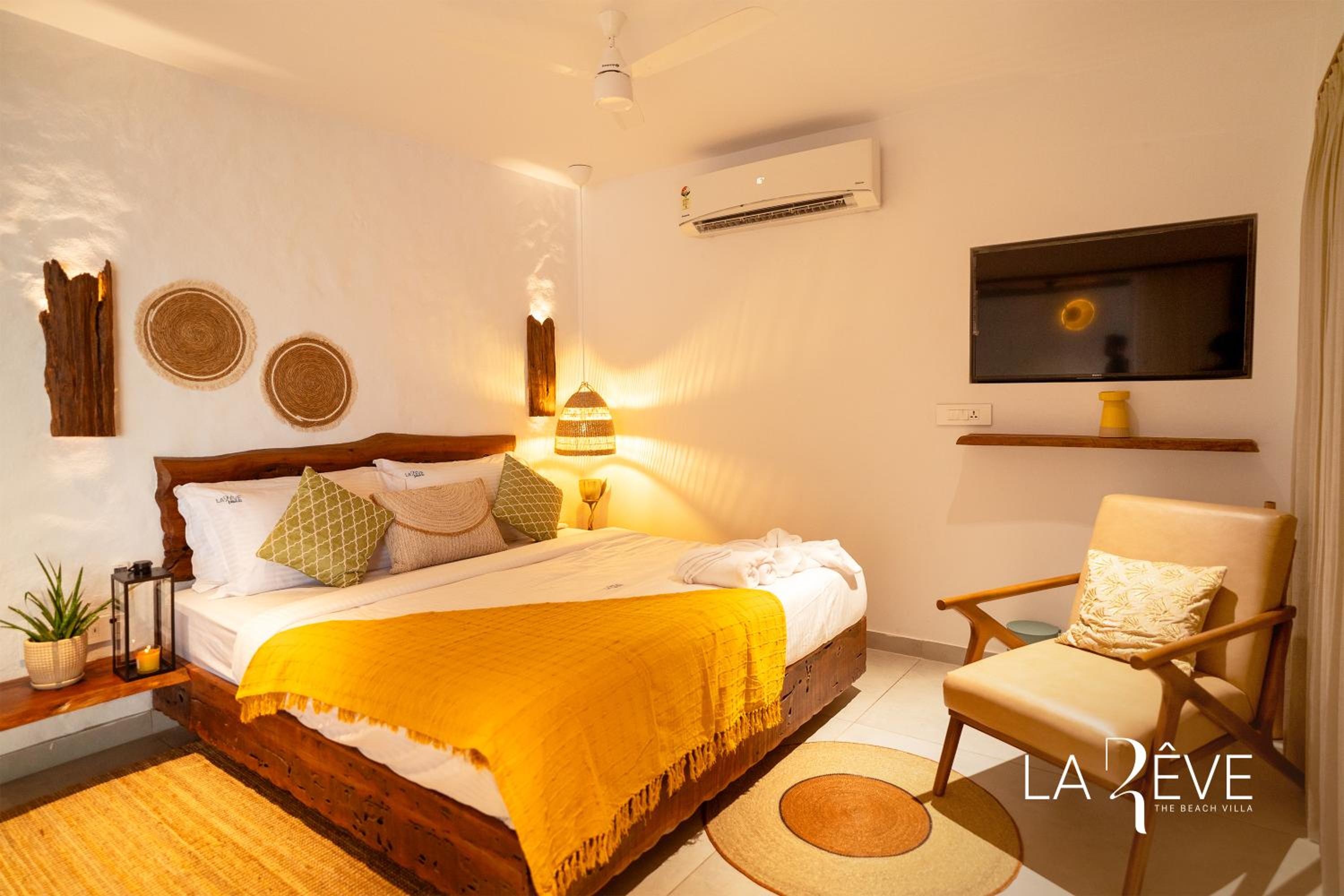 Villa with Sea View - Photo 6