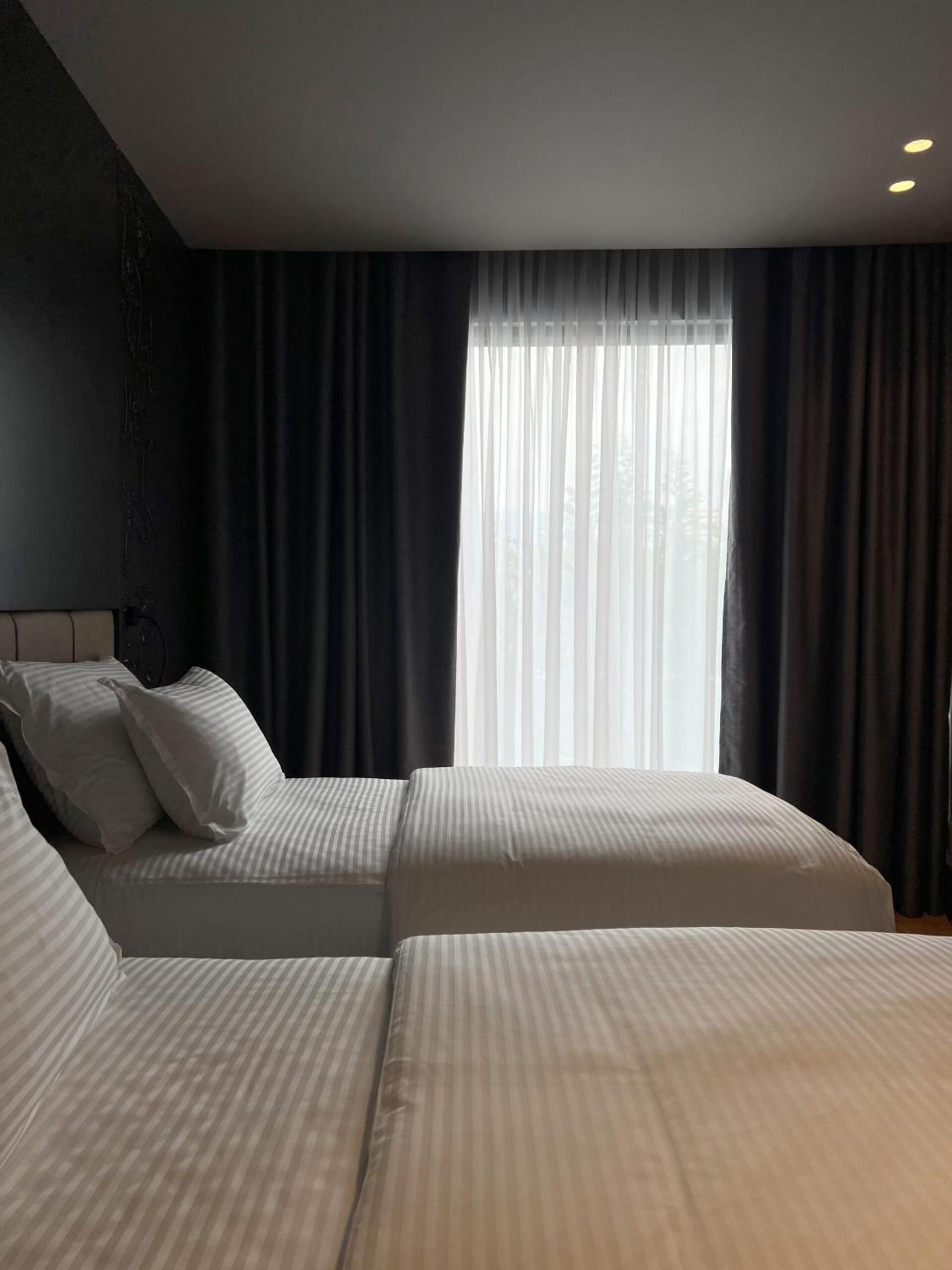 Connected Quadruple Room