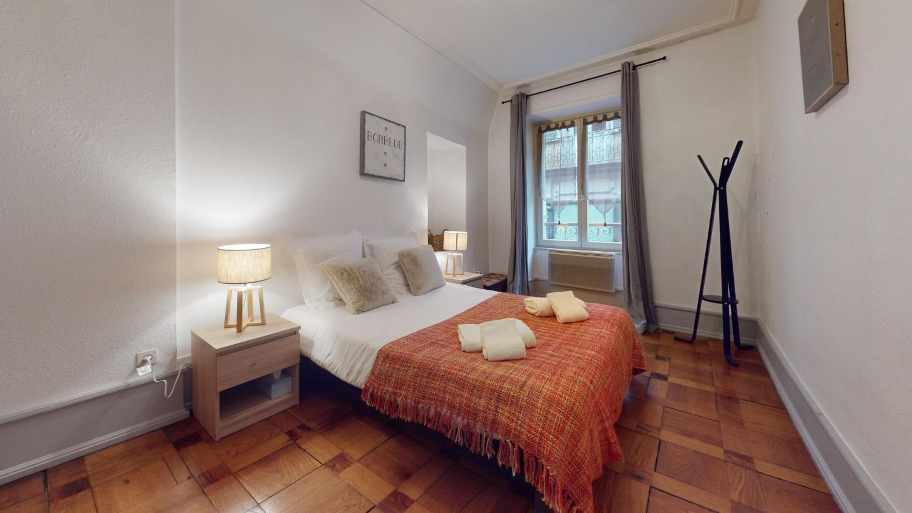 Standard Apartment