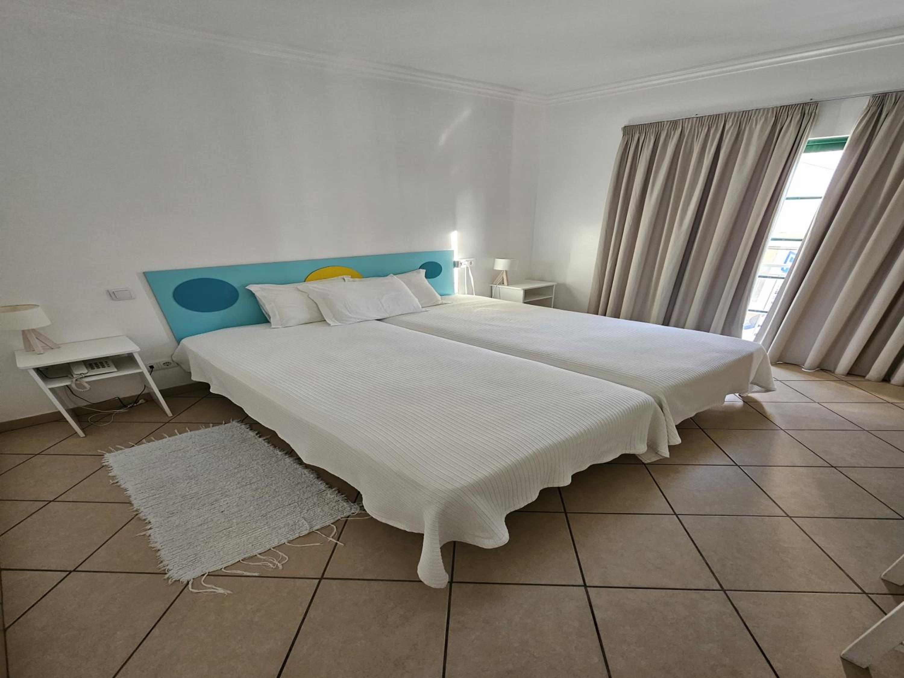 Zweibettzimmer
