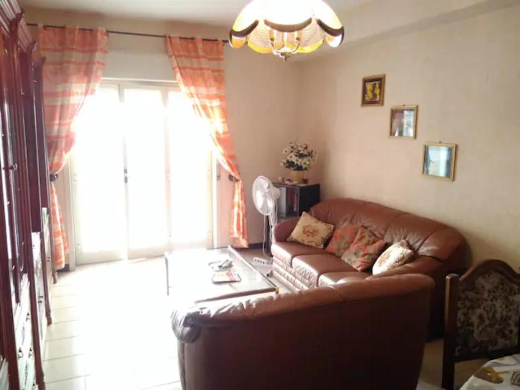 One-Bedroom Standard Apartment