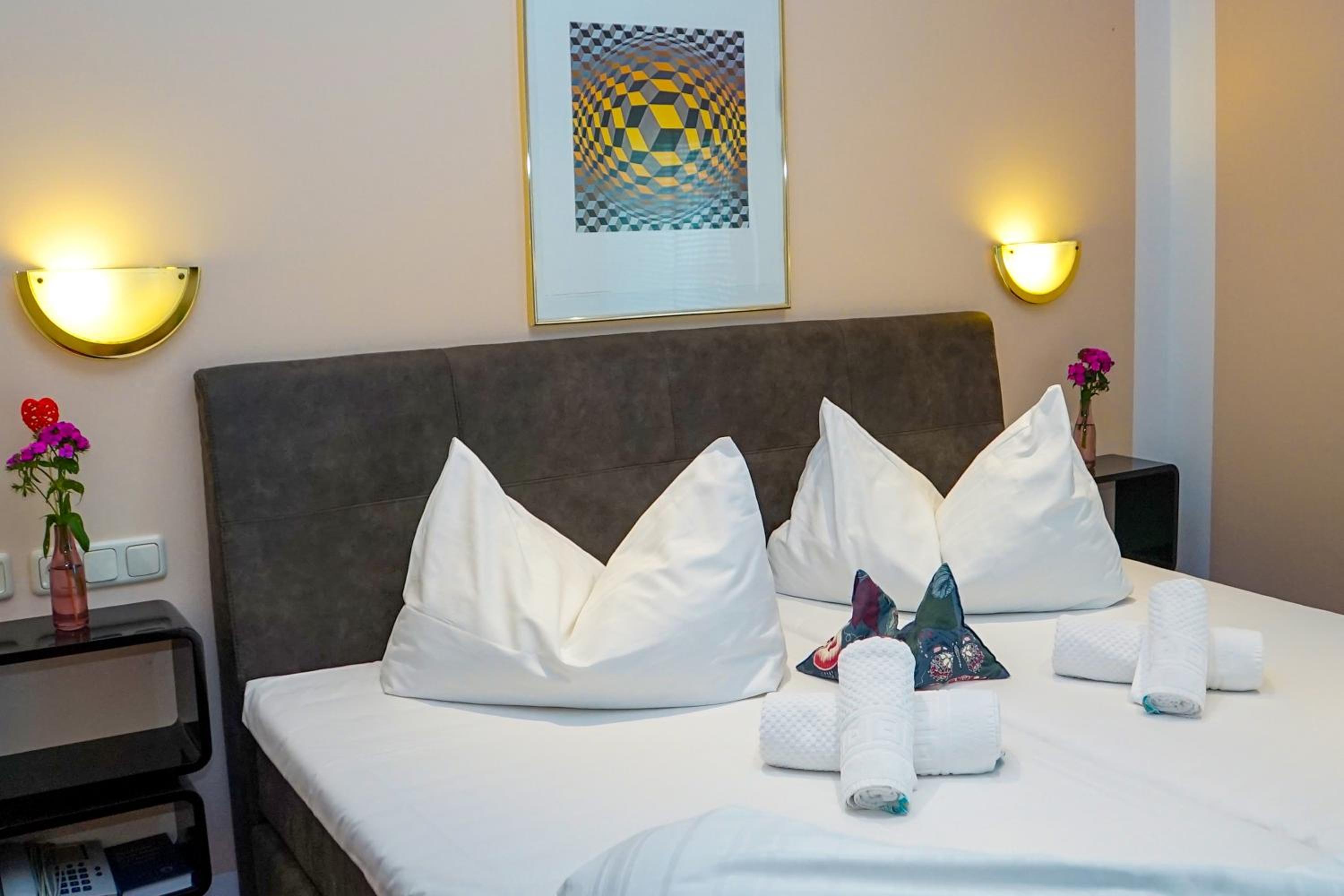 Double Room - Photo 1