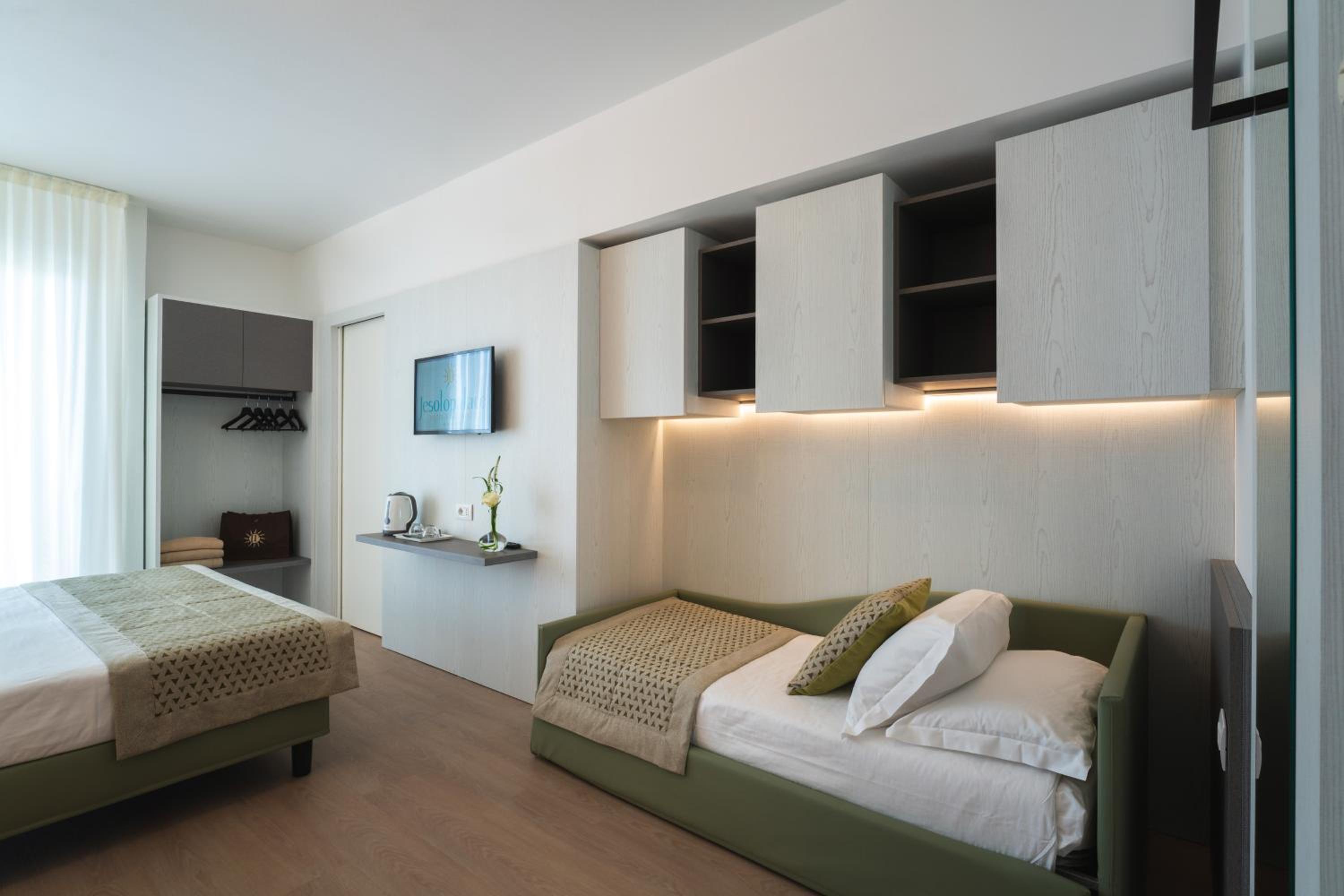 Triple Room with Sea View photo 3