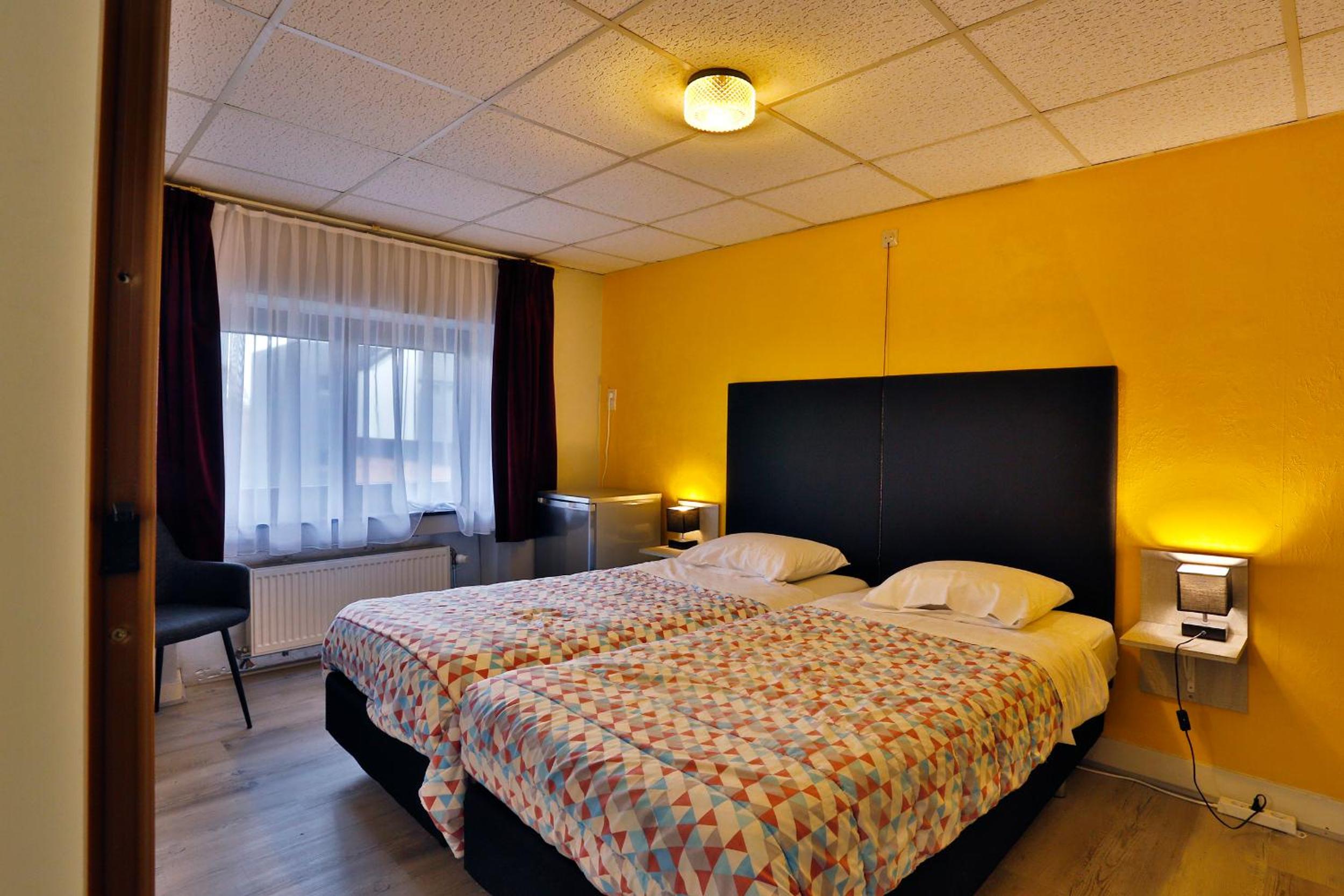 Double or Twin Room with Garden View - Photo 2