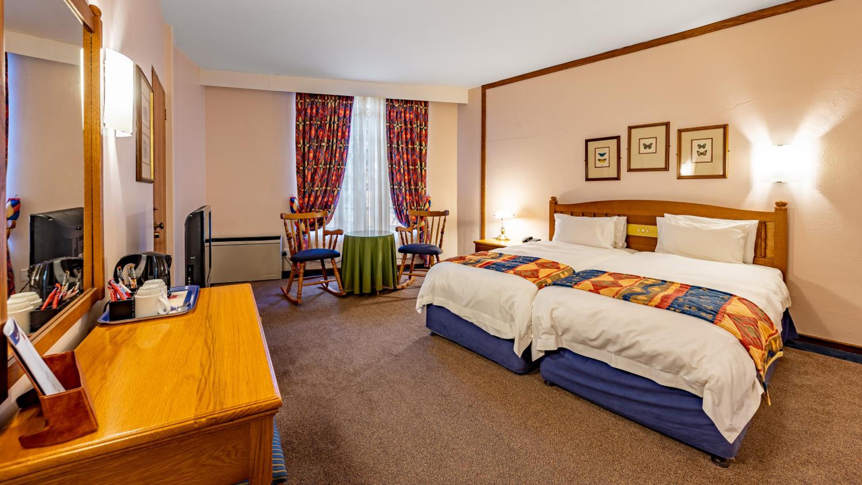 Twin/Double Room - Photo 6