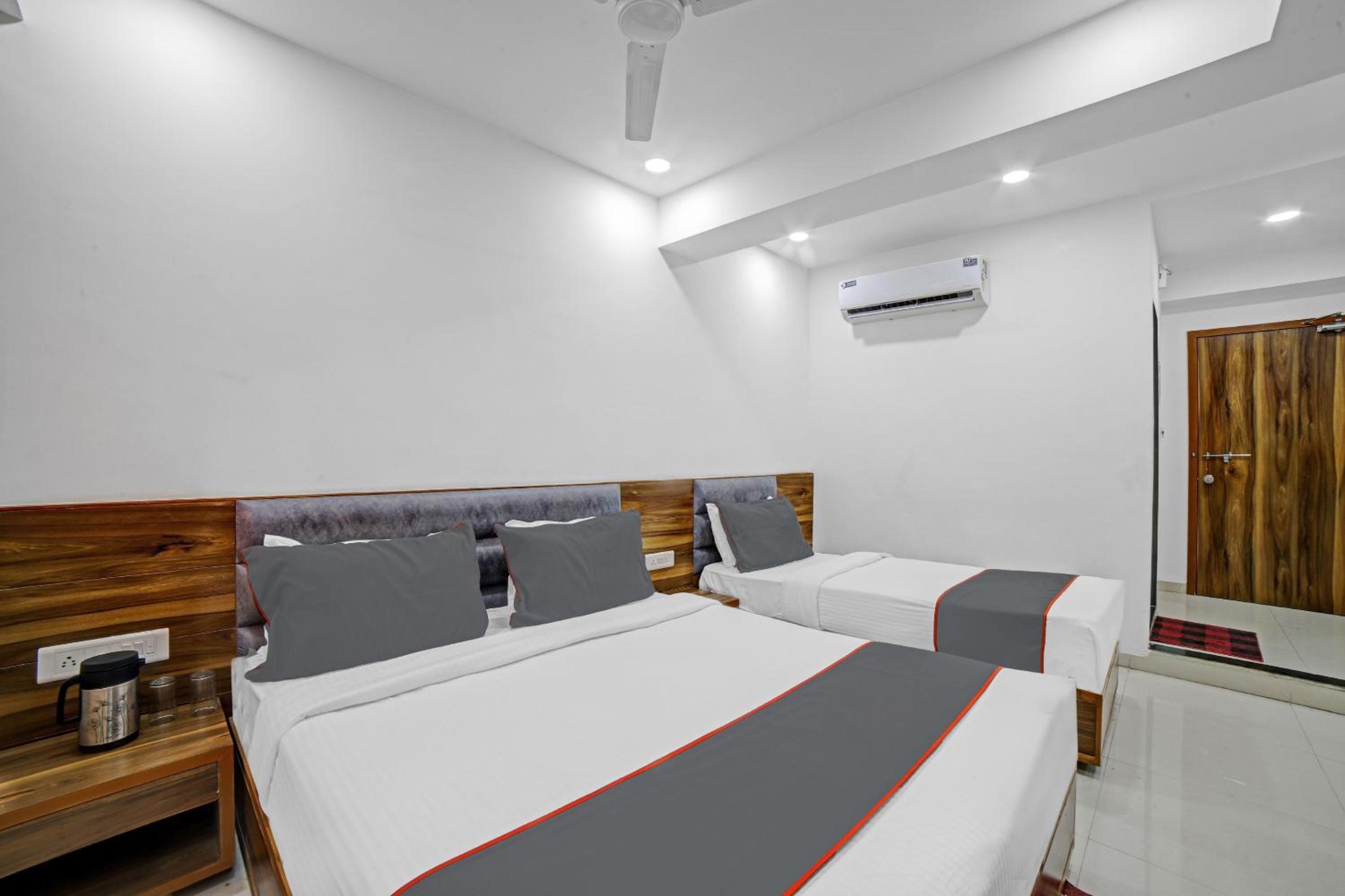 Luxury Triple Room - Photo 8
