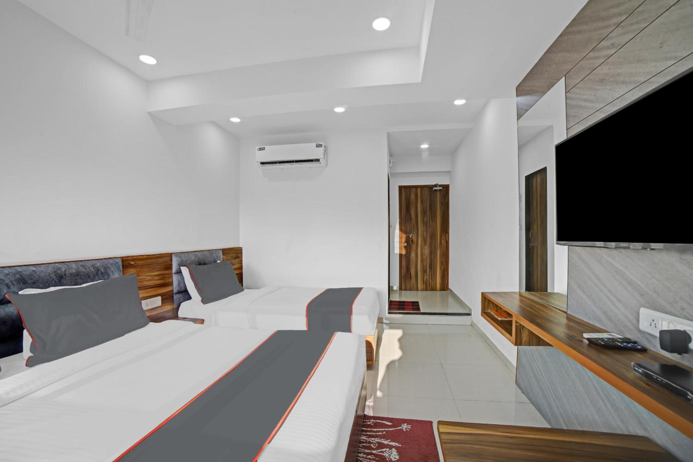 Luxury Triple Room - Photo 1