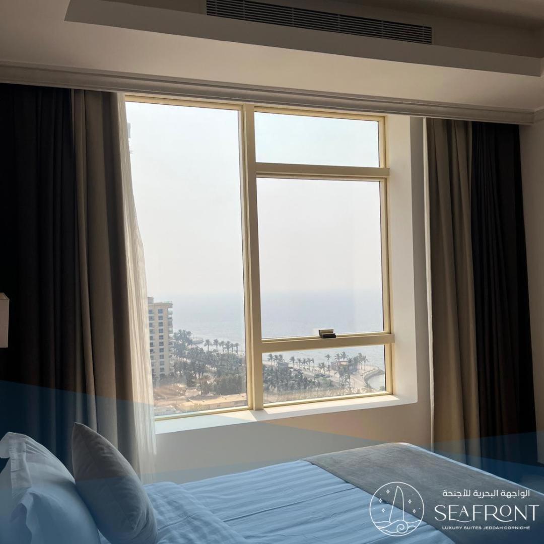 Sea View Presidetial Suite - Photo 4