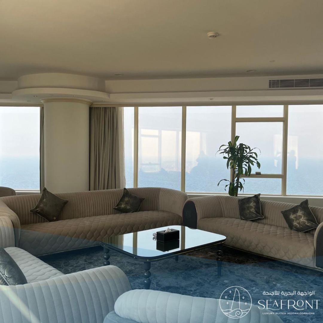 Seafront Royal Suite - Photo 2