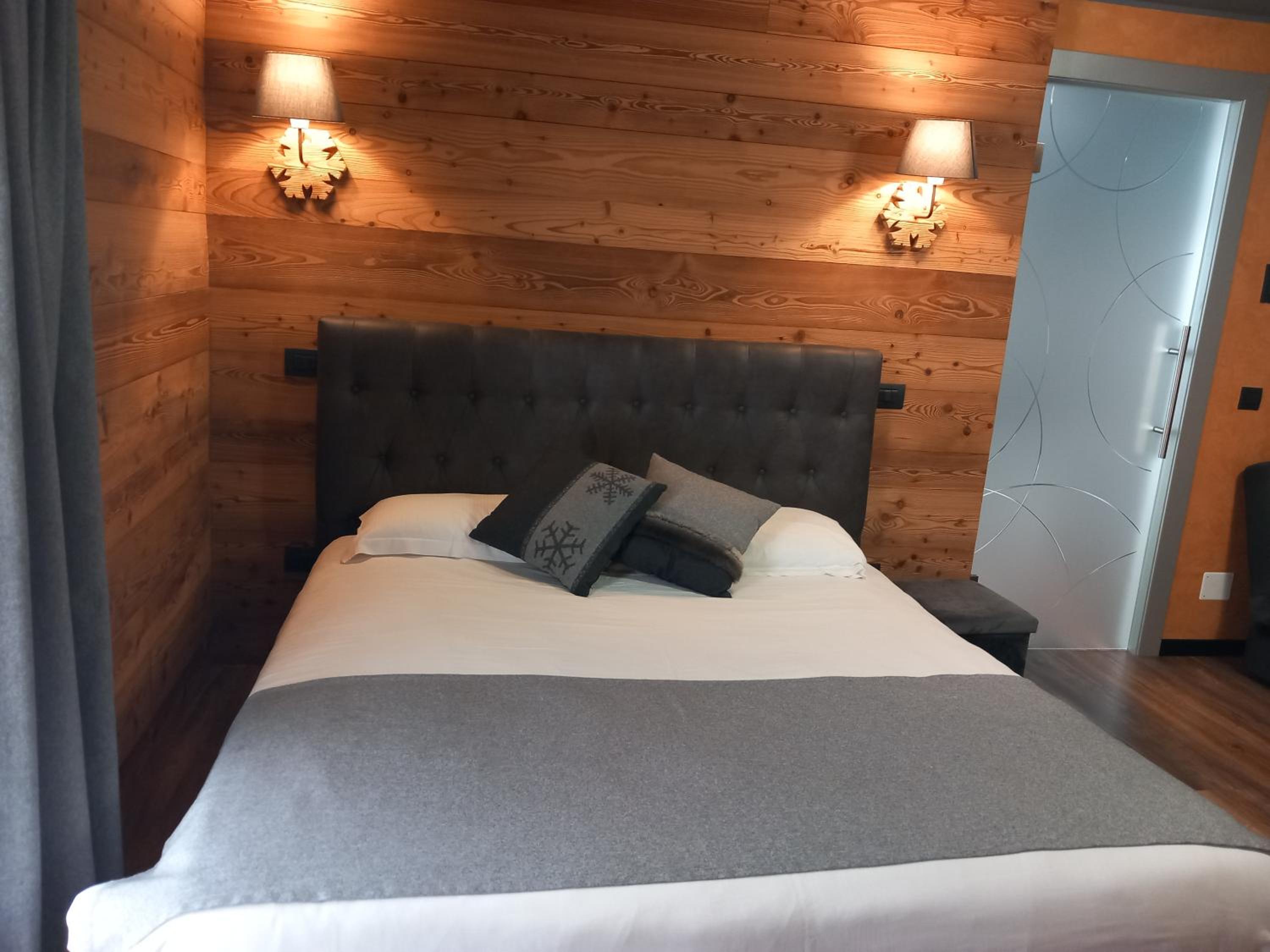 Suite with Balcony photo 1