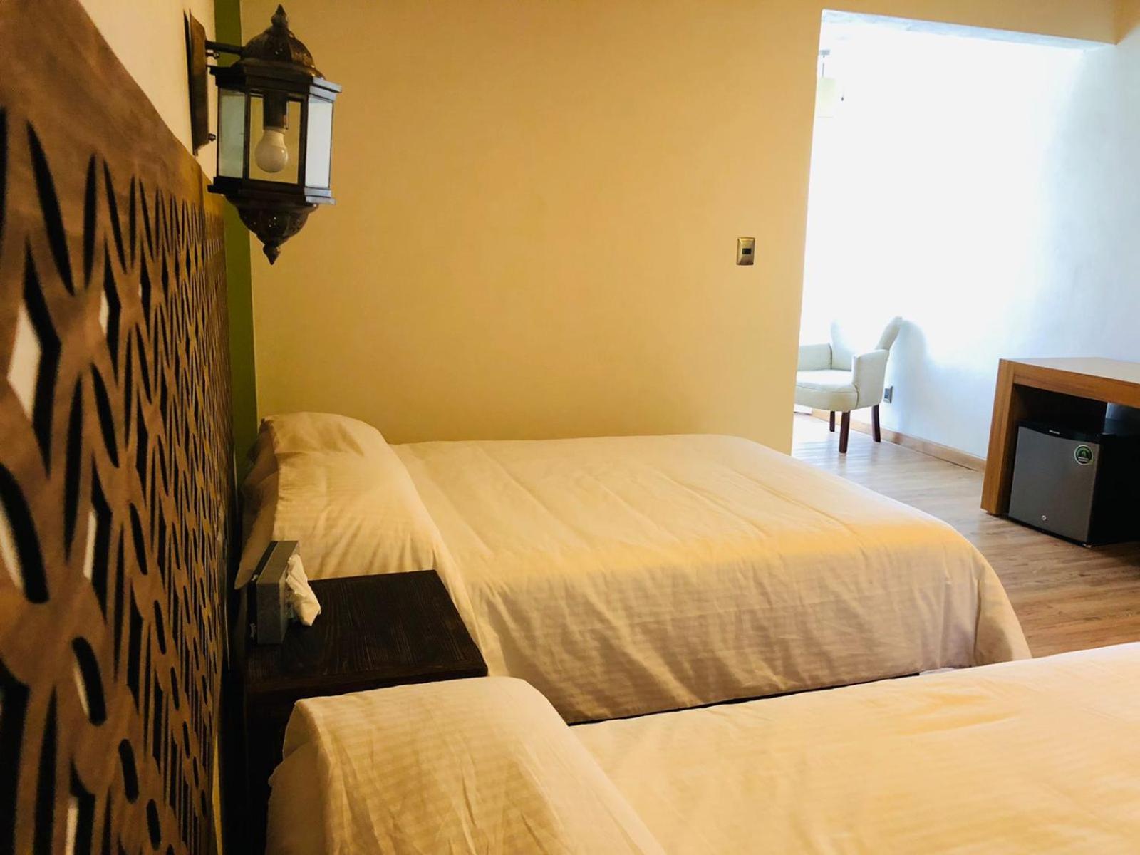 Double Room - Photo 5