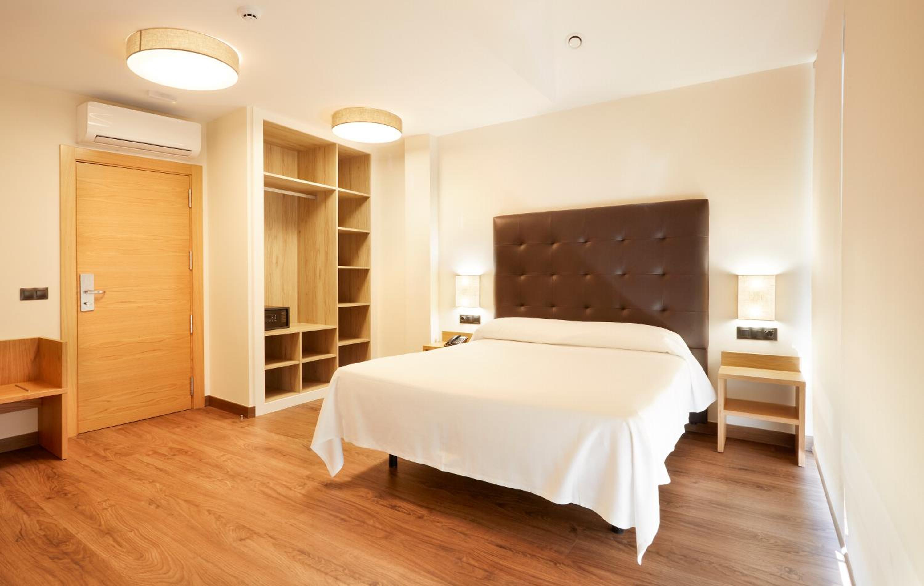 Habitación Doble o con Dos Camas