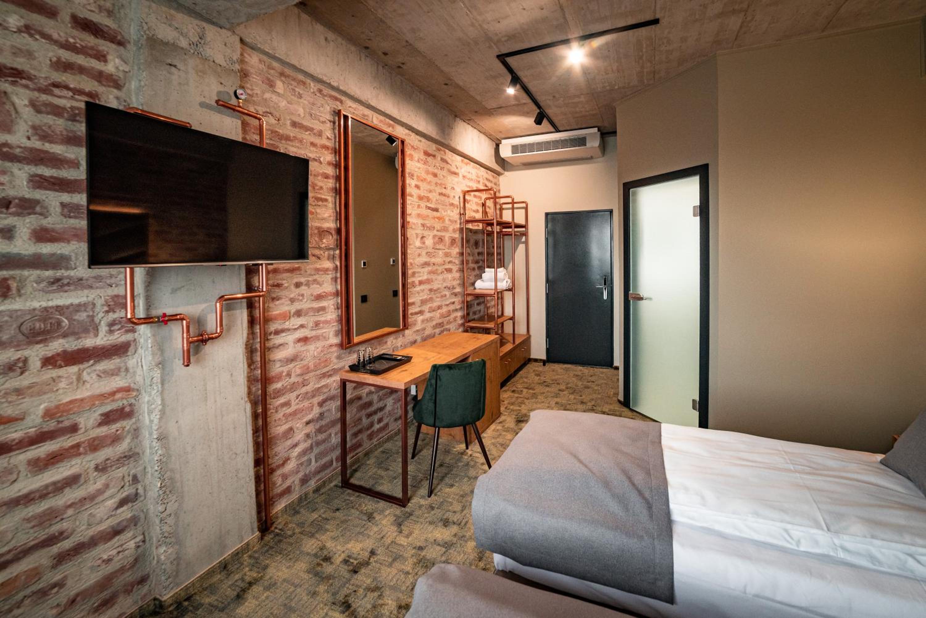 Deluxe Double Room - Photo 6