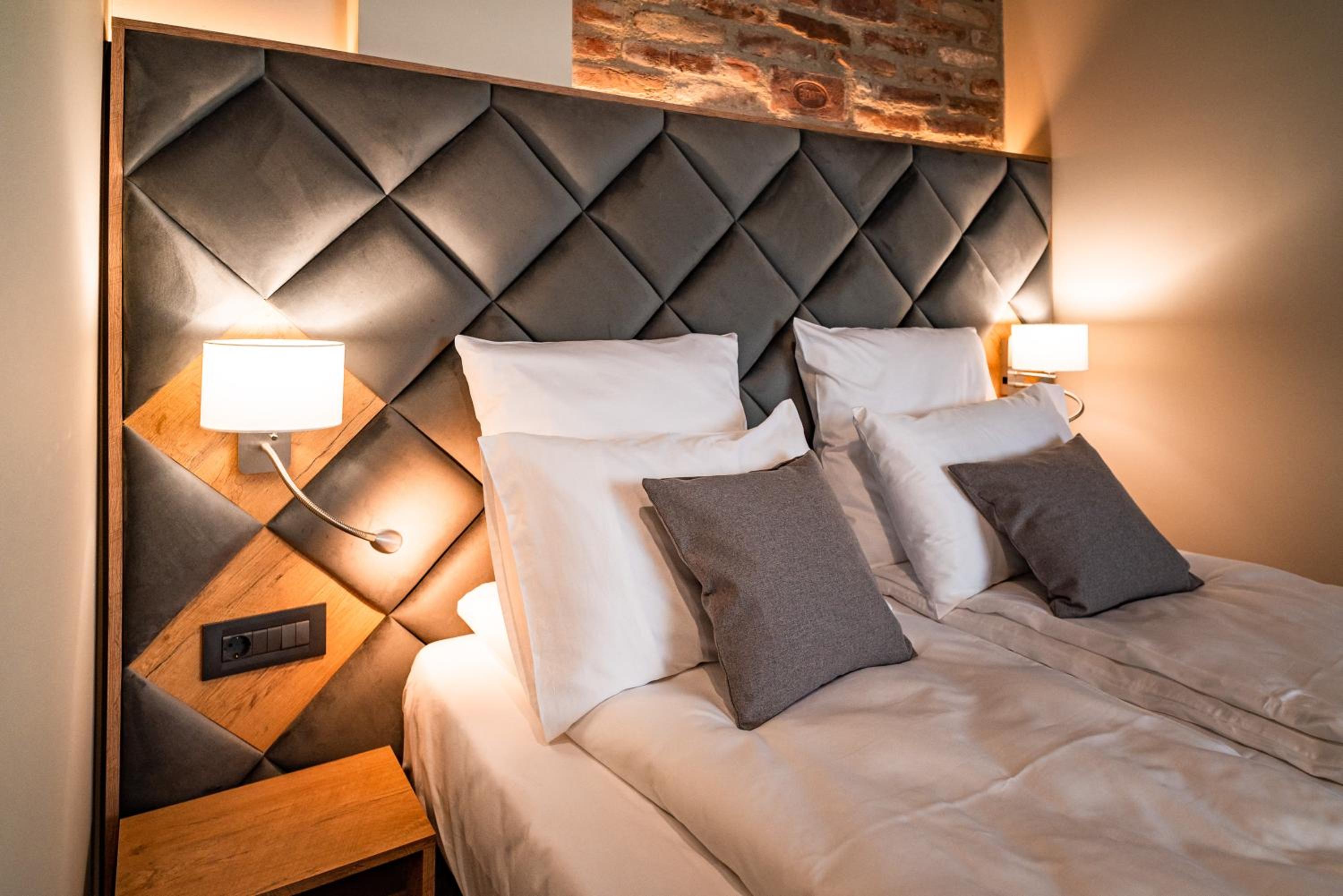 Deluxe Double Room - Photo 1