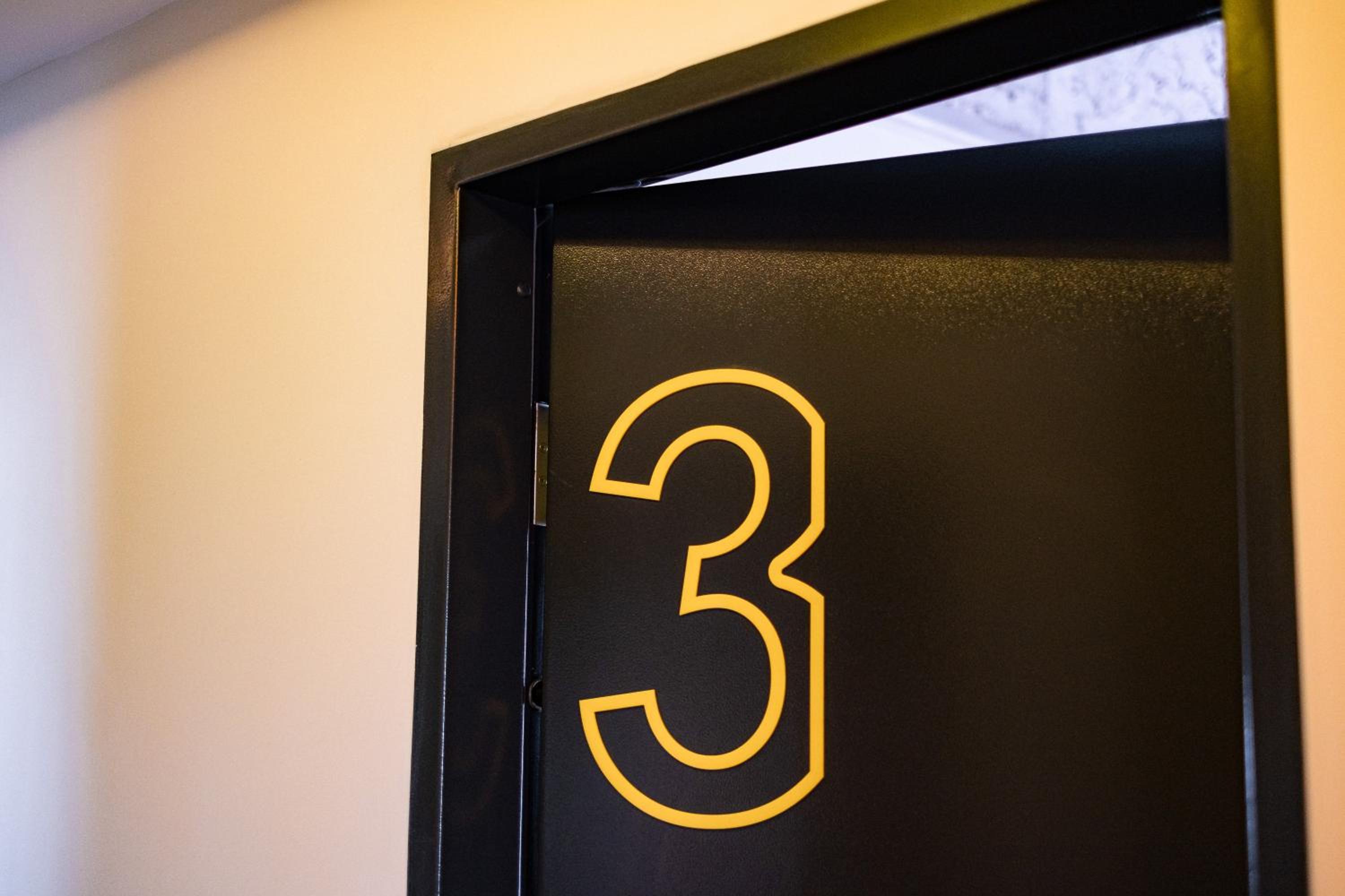 Deluxe Twin Room - Photo 4