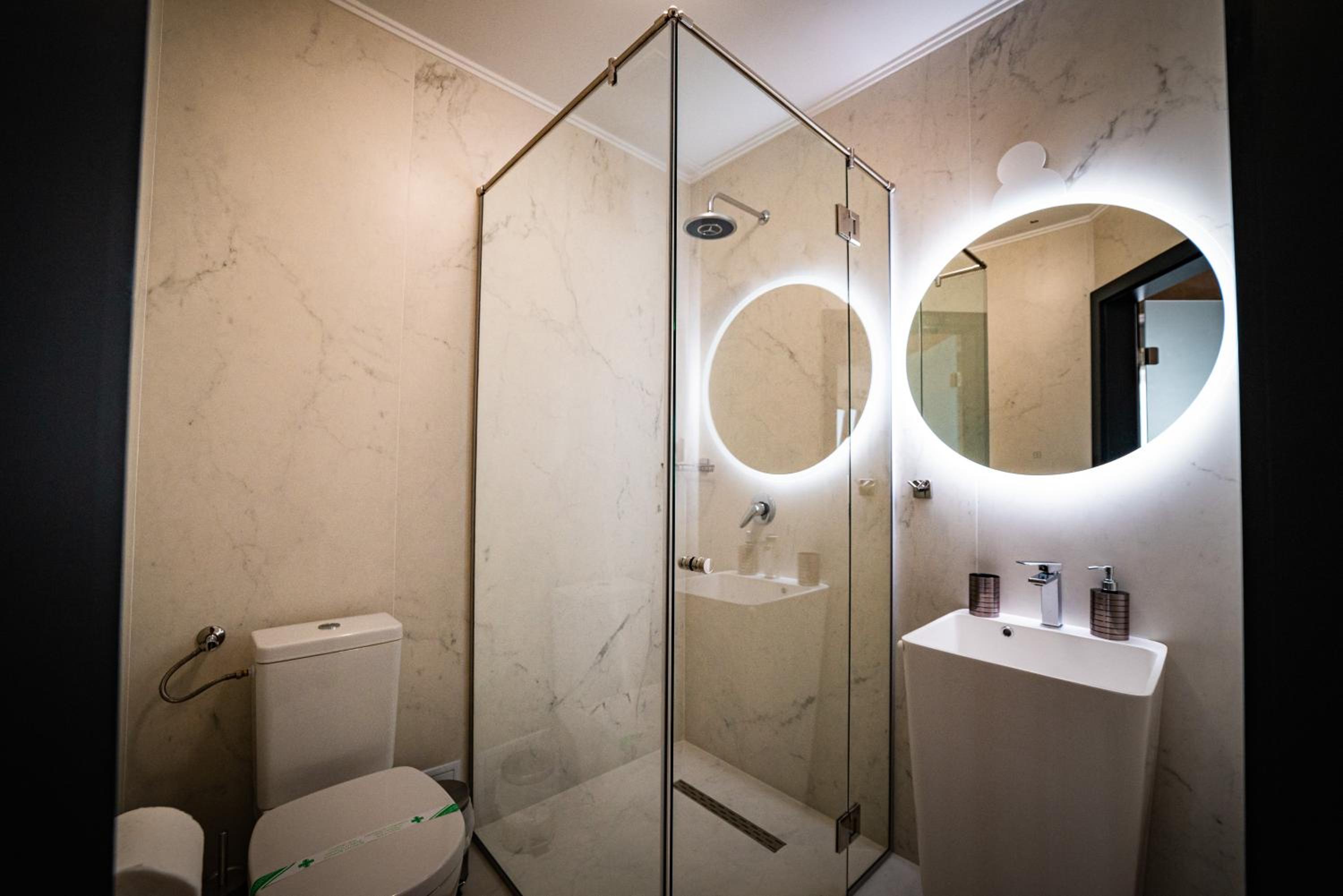 Deluxe Twin Room - Photo 7