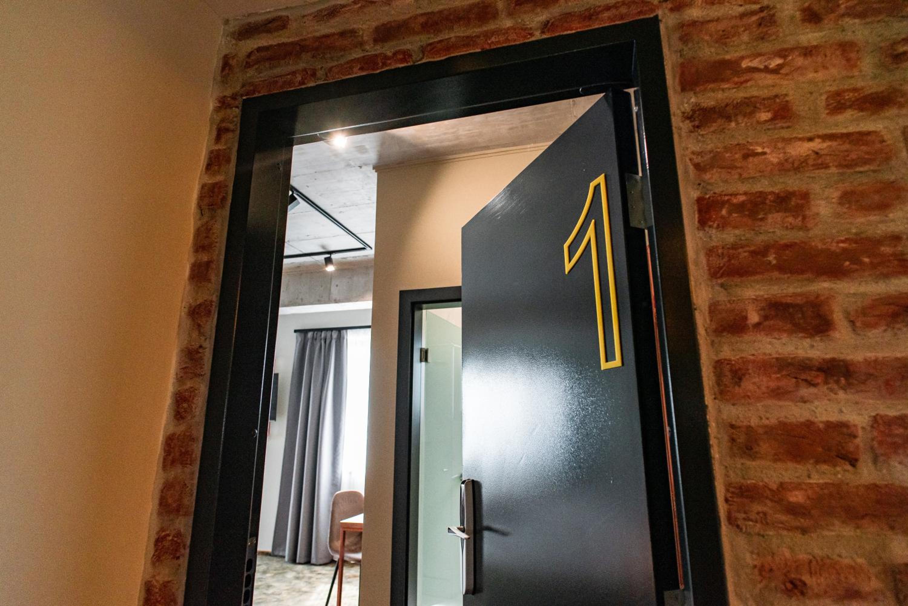 Deluxe Twin Room - Photo 21