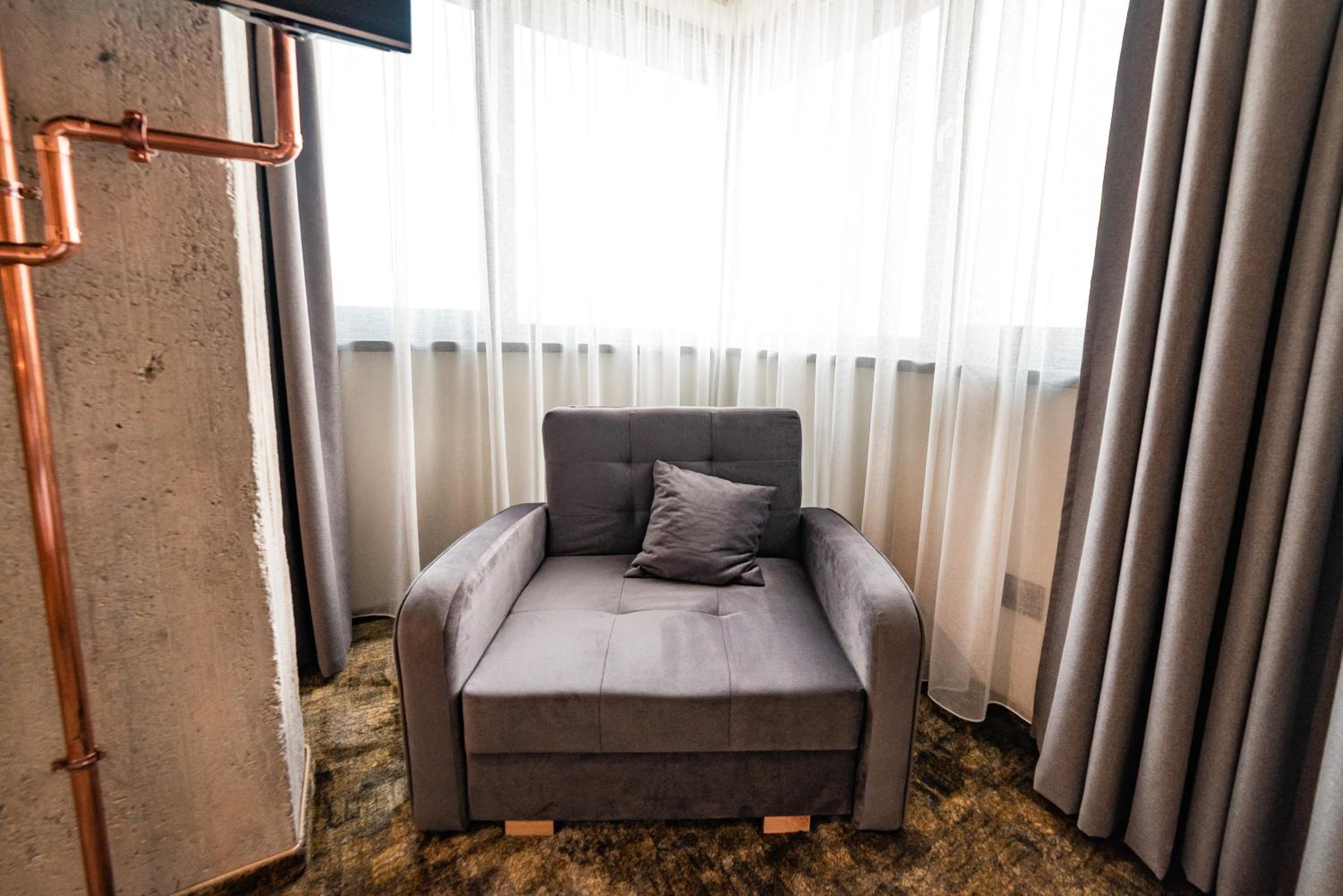 Deluxe Twin Room - Photo 24